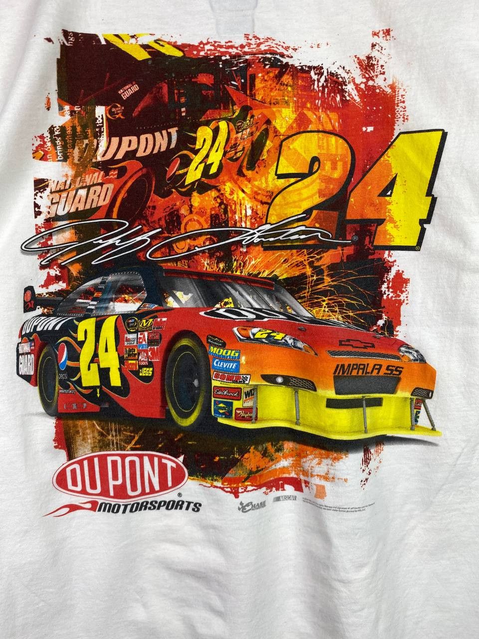 NASCAR vintage y2k nascar du pont tee nice design Size US M / EU 48-50 / 2 - 7 Thumbnail