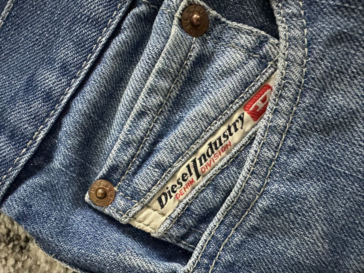 Diesel Made in italy Diesel Vintage denim Jeans Pants Size US 34 / EU 50 - 6 Thumbnail