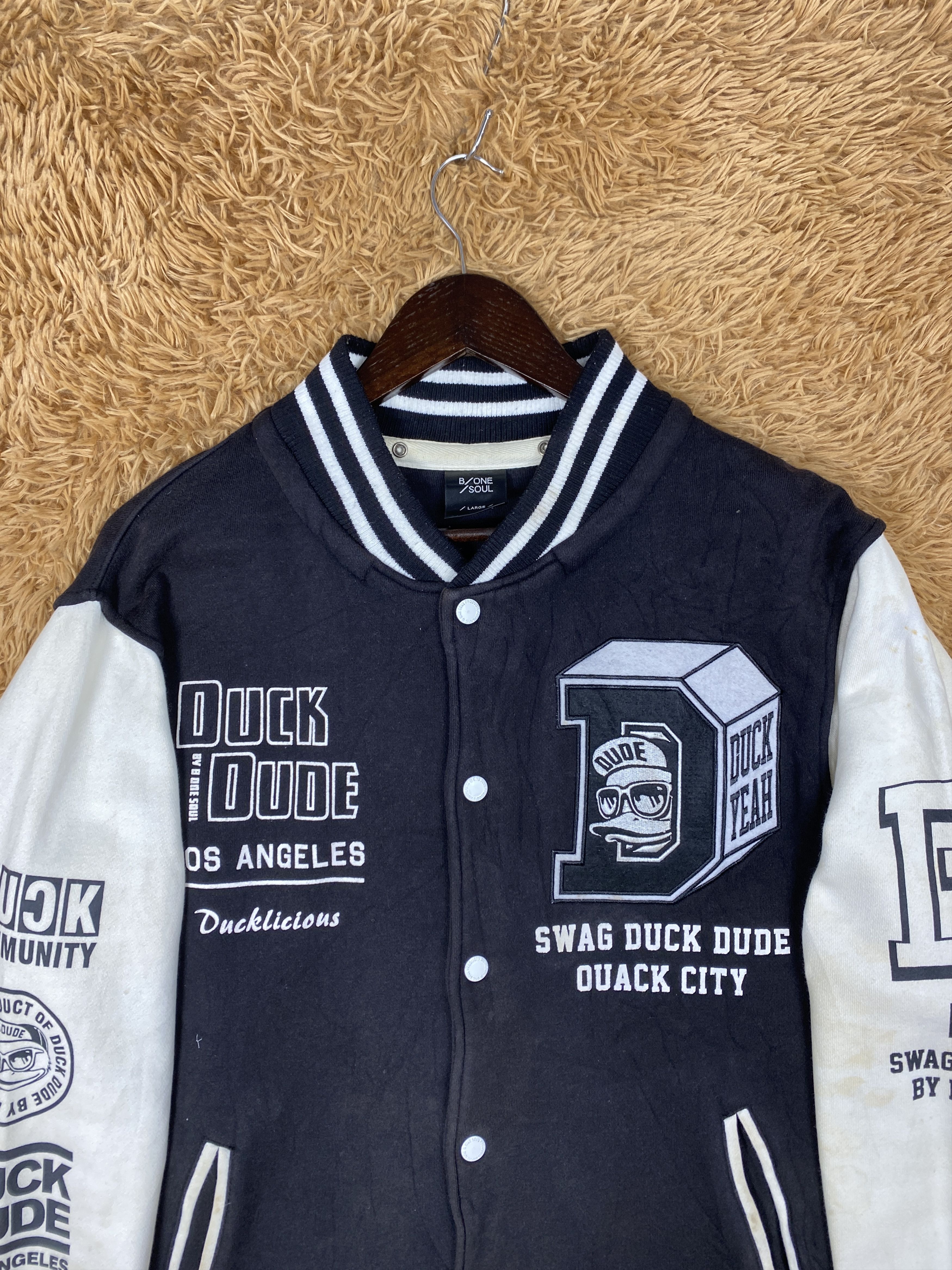 MLB Vintage Swag Duck Dude Button Varsity Sweatshirts PS0393 Size US L / EU 52-54 / 3 - 8 Thumbnail