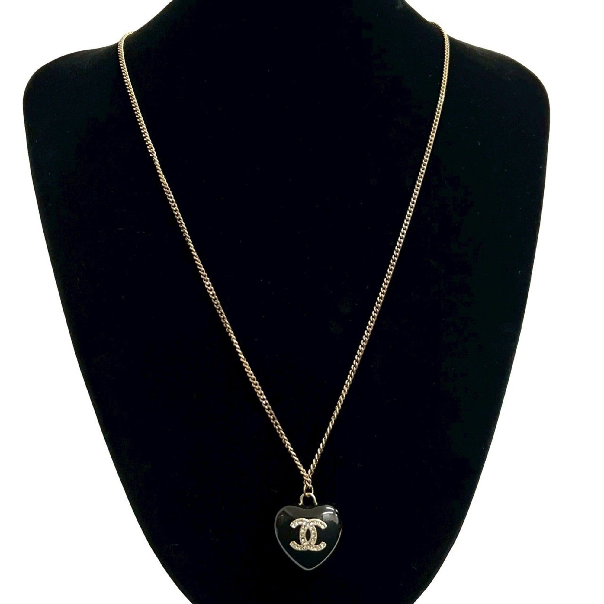 Chanel CHANEL Coco Mark Heart Motif Plastic Rhinestone GP Necklace, Black, 02800 Size ONE SIZE - 1 Thumbnail