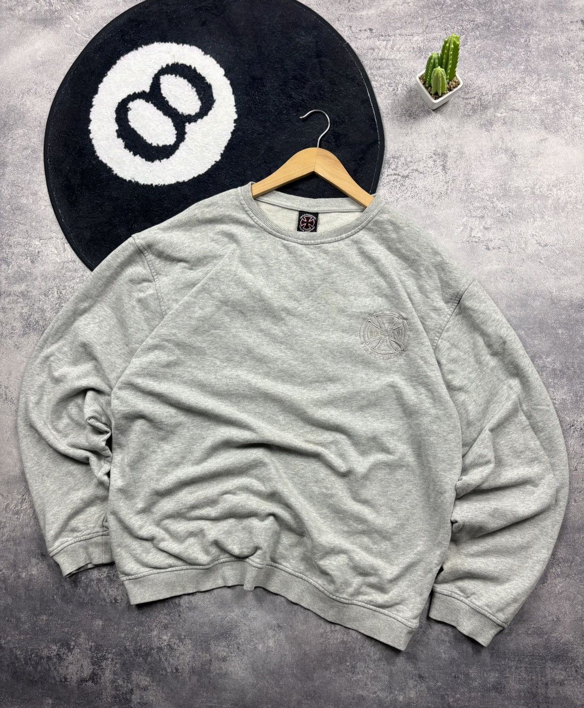 Independent Truck Co. INDEPENDENT Truck Company Vintage Big Logo Sweatshirt Rare Size US XL / EU 56 / 4 - 1 Thumbnail