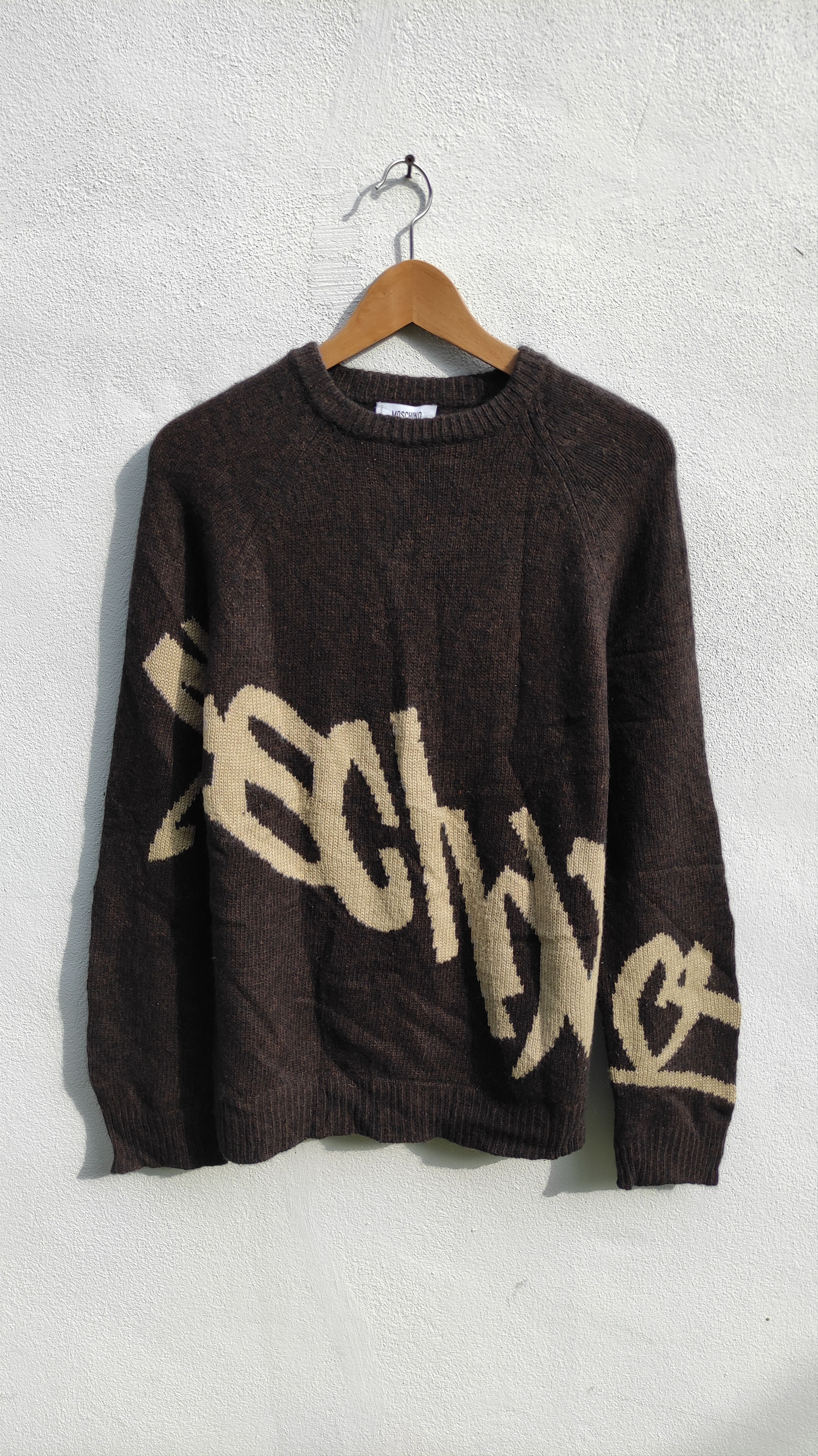 Moschino Raglan Spell out Knitwear Sweaters