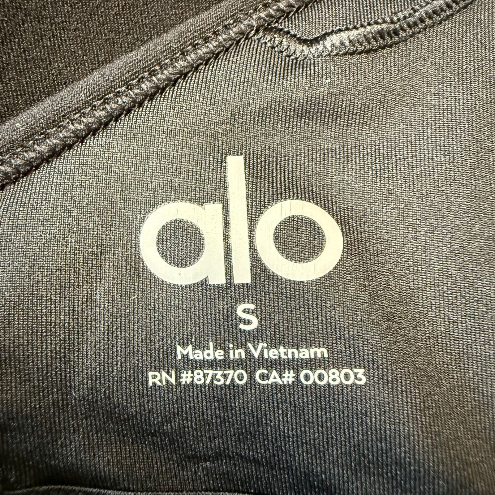 Alo Yoga Alo Yoga Alosoft Suns Out Black Size S V-Neck Double Straps Size S / US 4 / IT 40 - 8 Thumbnail