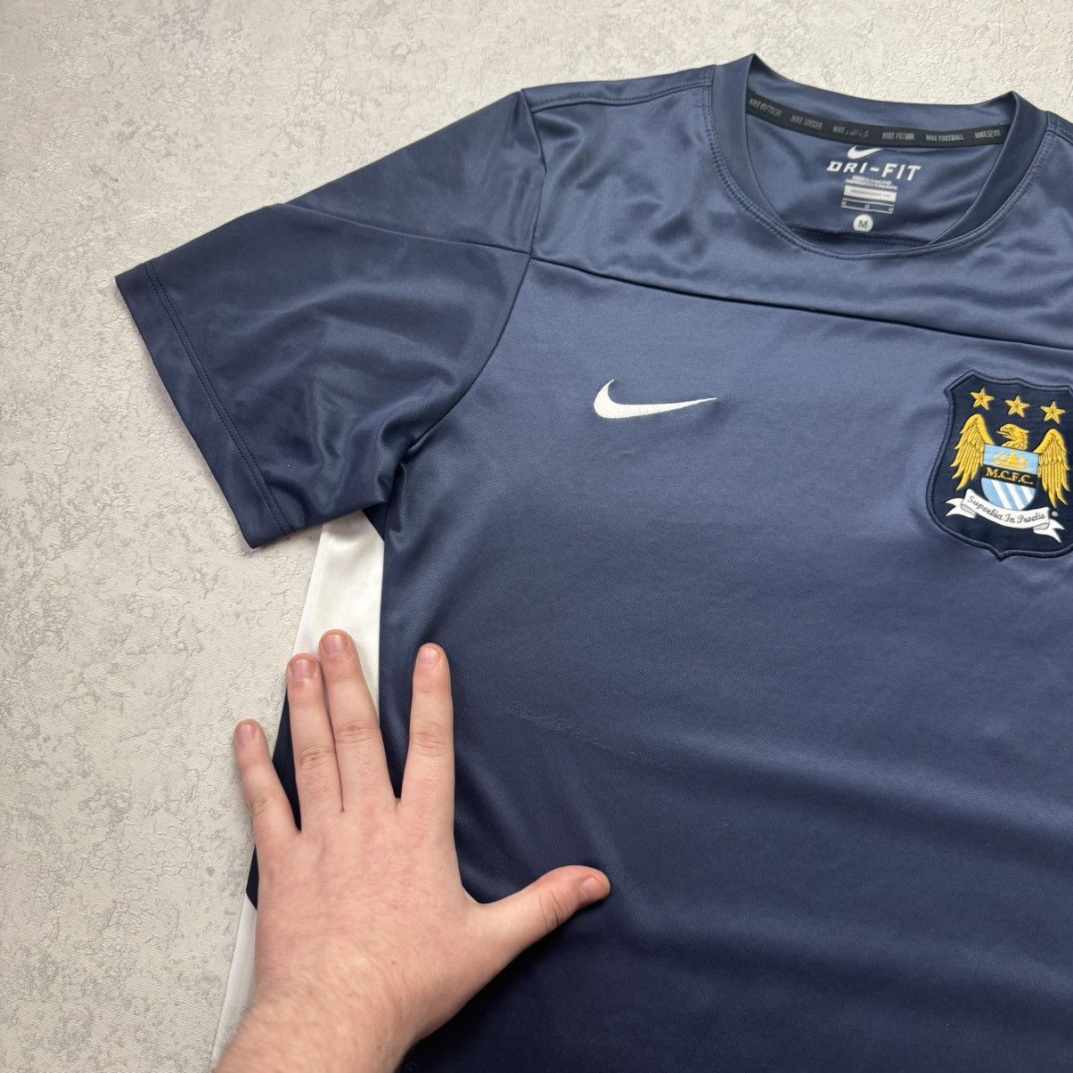 Nike Nike Manchester City 2013-14 Football Jersey Size M Size US M / EU 48-50 / 2 - 4 Thumbnail