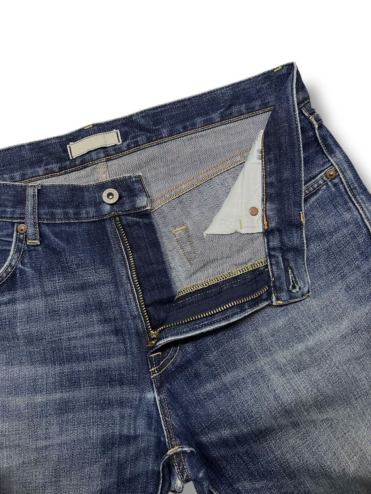 Uniqlo Loose Vintage Uniqlo Kaihara Japan - Faded Wash Jeans Size US 35 - 9 Thumbnail