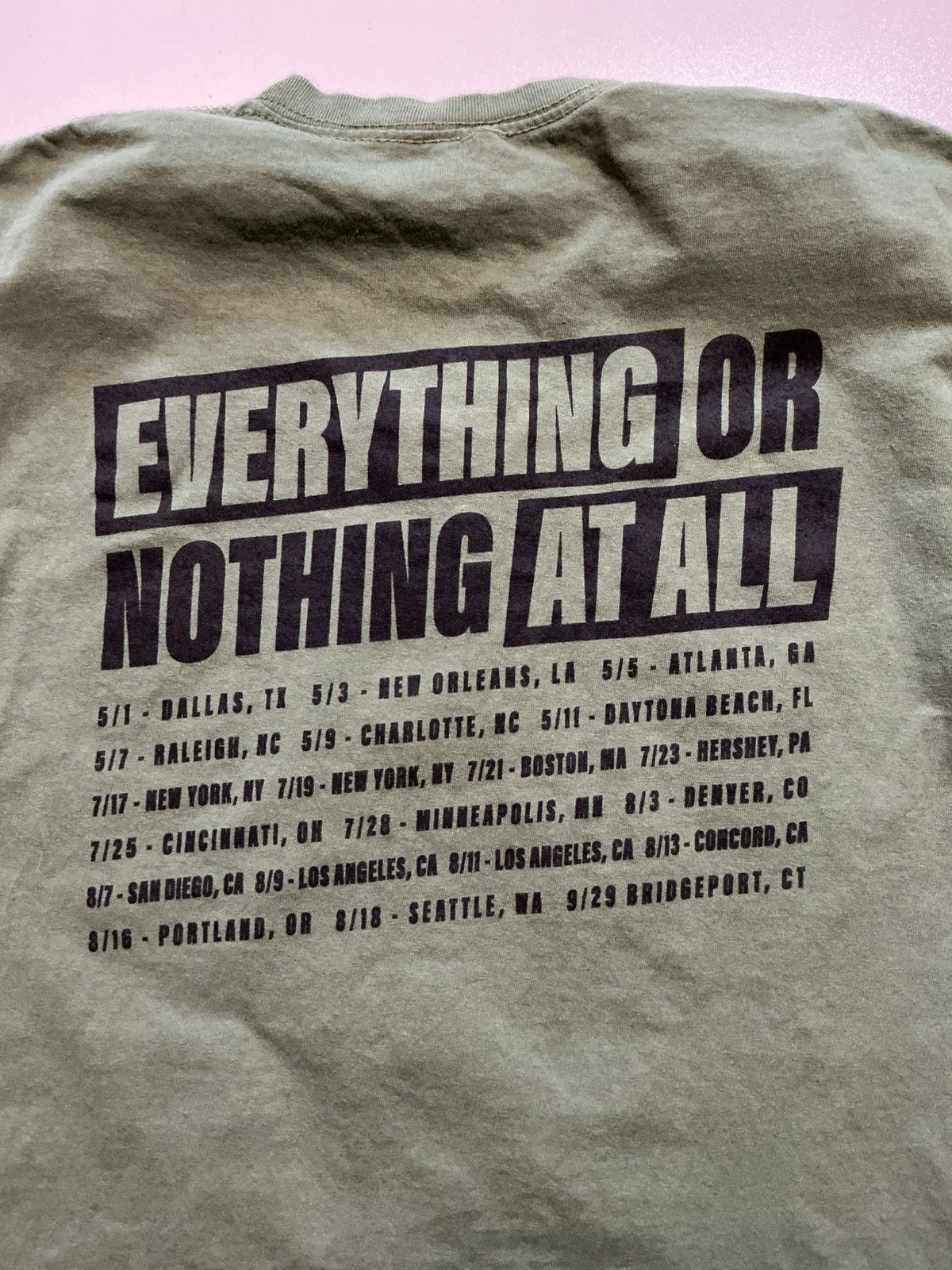 Band Tees Foo Fighters 2024 Tour Everything Or Nothing At All T-Shirt Size US M / EU 48-50 / 2 - 7 Thumbnail