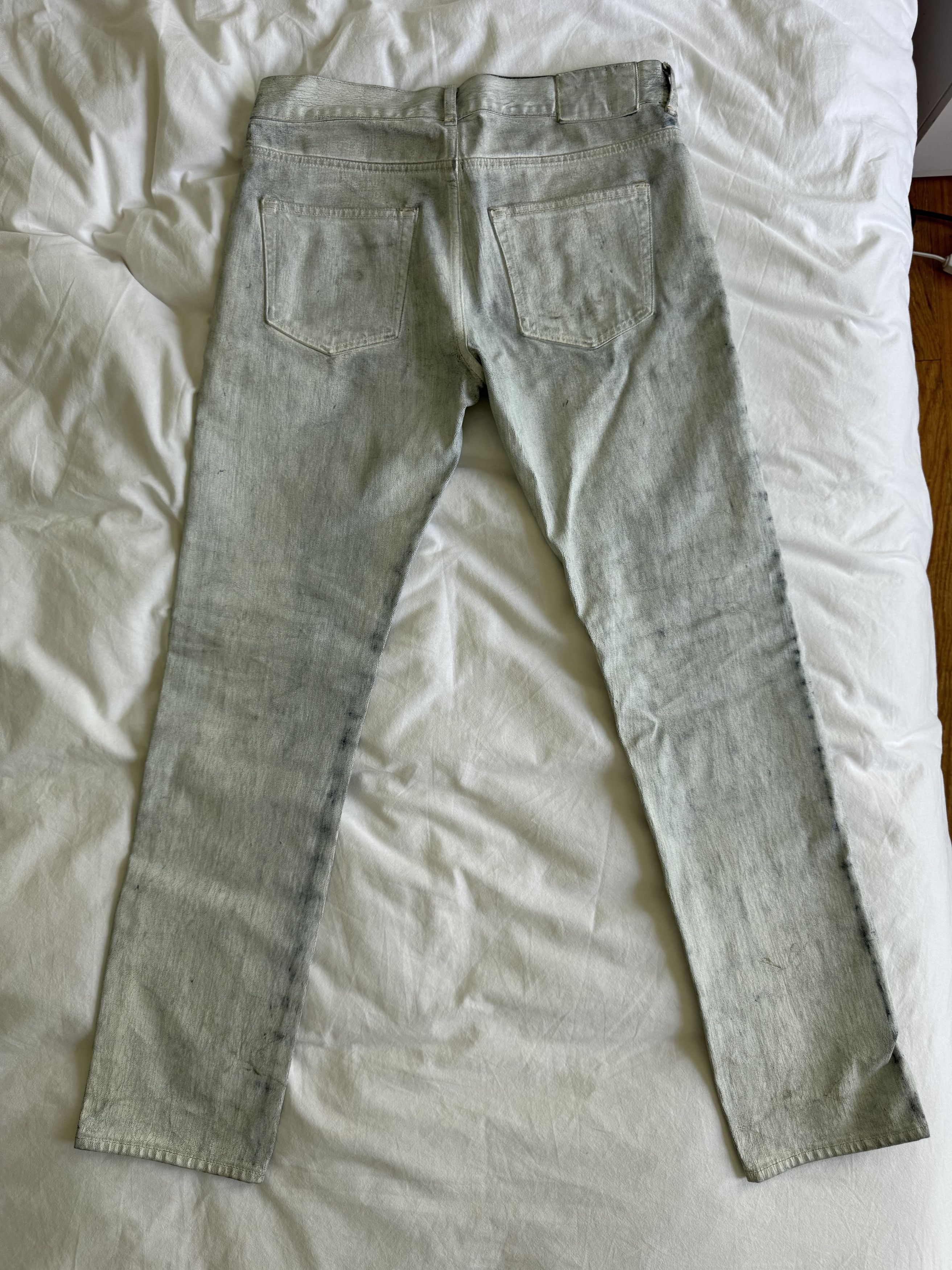 H&M × Maison Margiela H&M x Maison Margiela White Paint Pants 31 Size US 31 - 2 Thumbnail