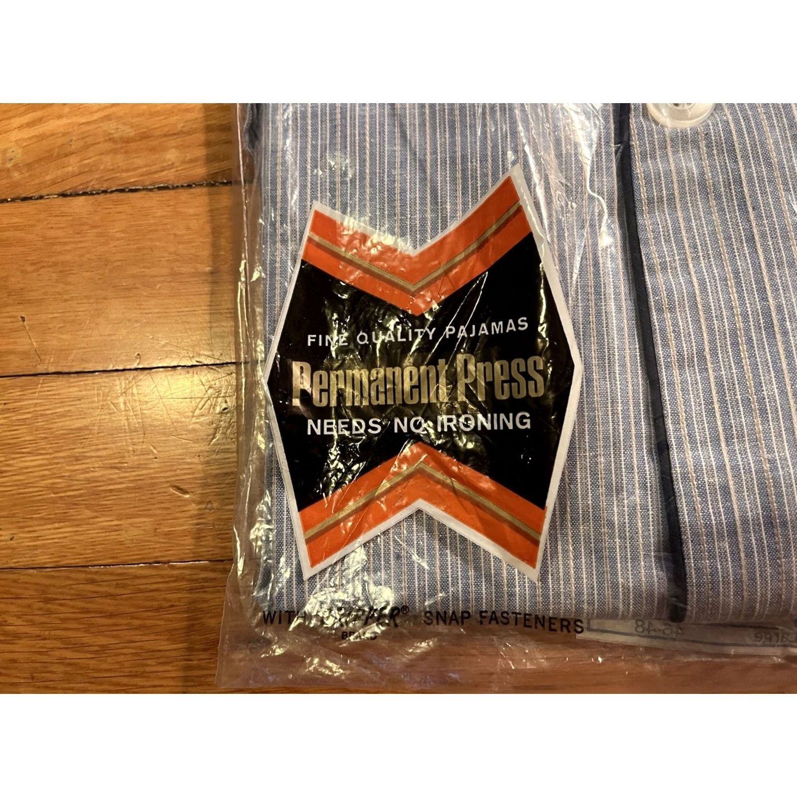 Vintage VINTAGE Royal Choice Pajamas Shirt Short Sleeve 70s Mens M Blue Striped Pajama Set Size US 31 - 4 Thumbnail