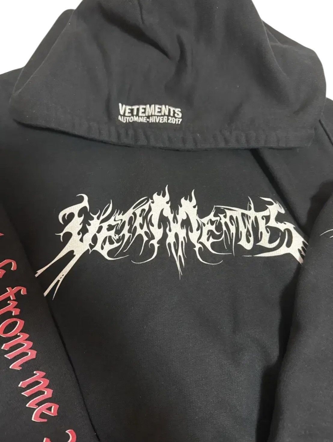 Vetements Vetements Total Darkness Hoodie Size US M / EU 48-50 / 2 - 3 Thumbnail