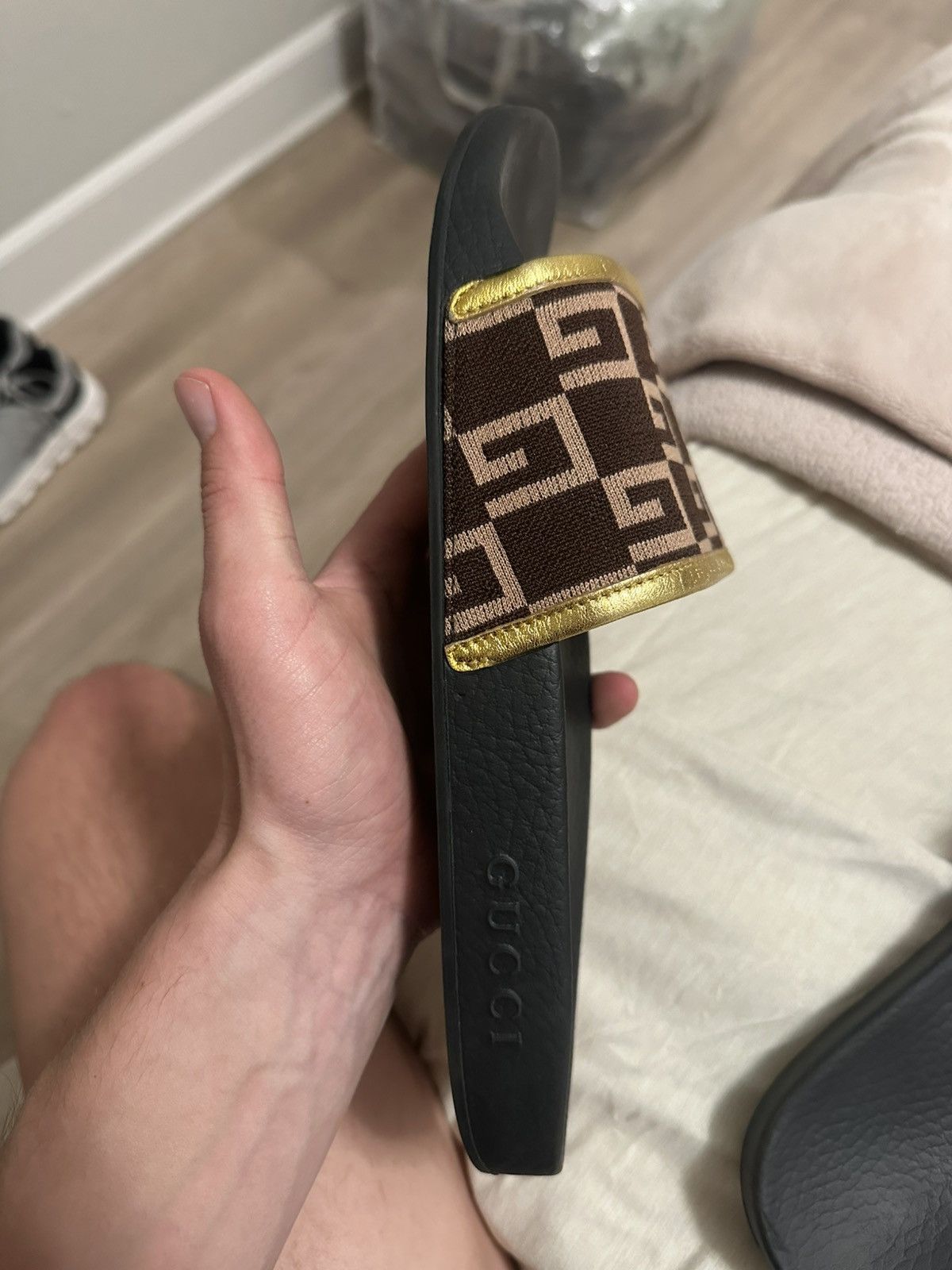 Gucci Gucci Slides Size US 10.5 / EU 43-44 - 3 Thumbnail