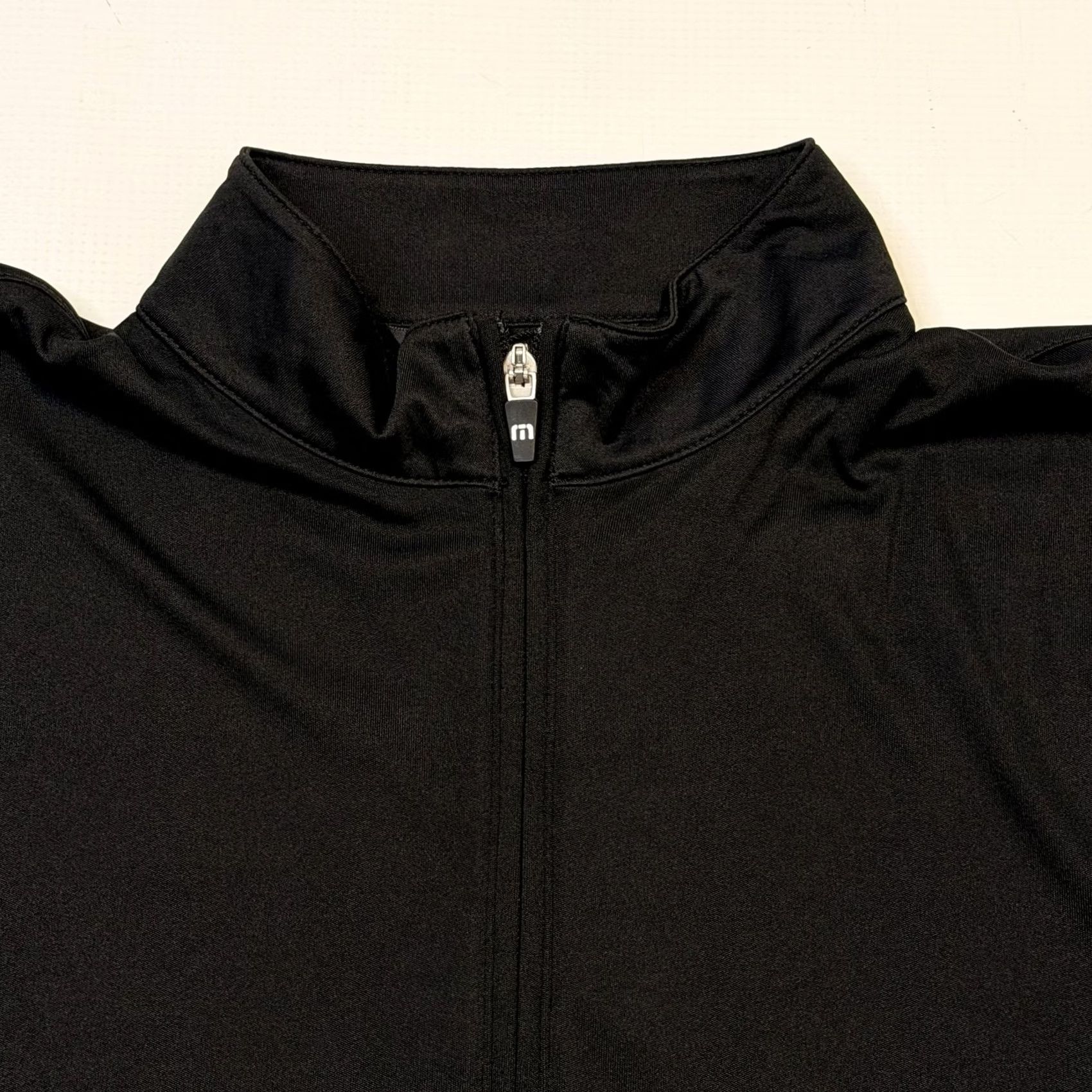 TravisMathew TravisMathew Pullover Mens Medium Black 1/4 Zip Golf Performance Long Sleeve Size US M / EU 48-50 / 2 - 2 Thumbnail