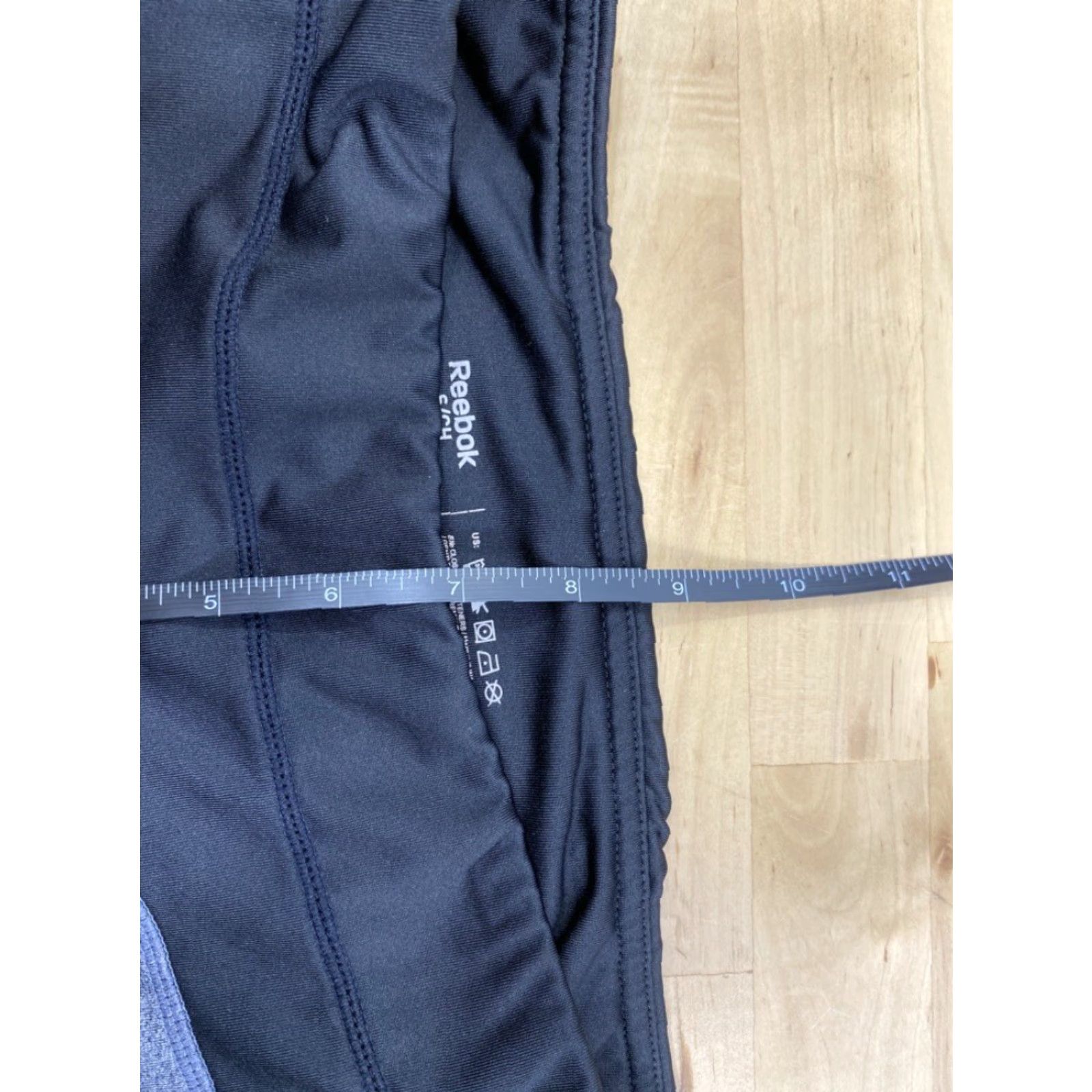 Reebok Reebok Activewear Capri Leggings S Black/Gray Capris Women Size 28" / US 6 / IT 42 - 5 Thumbnail