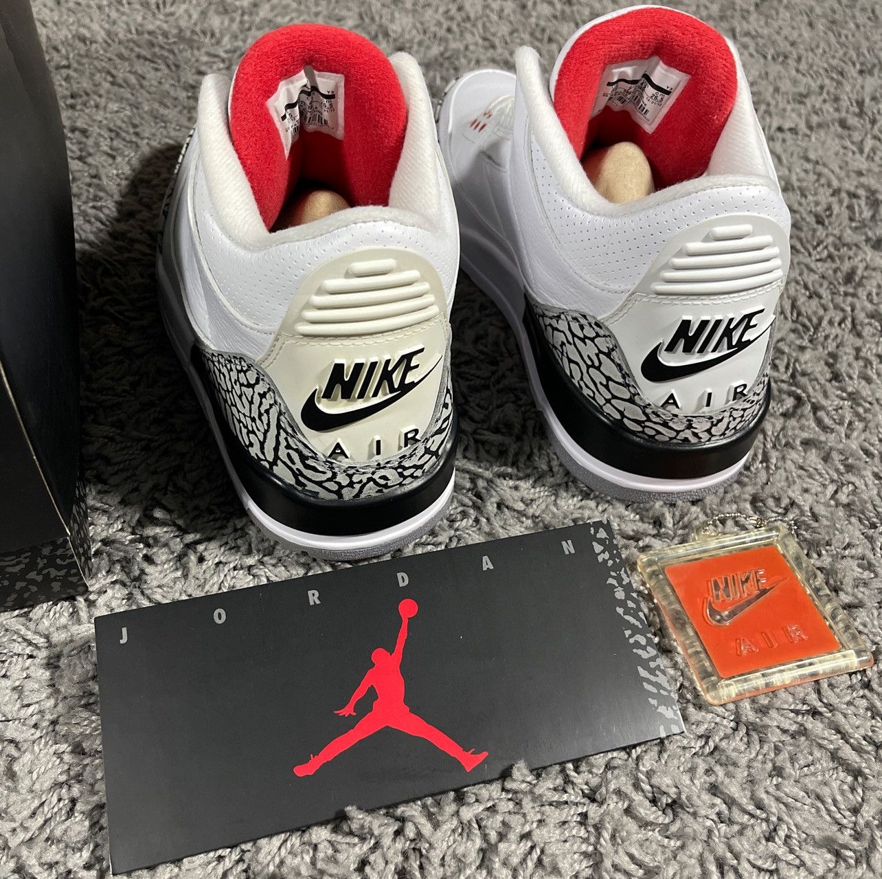 Jordan Brand 2013 Jordan 3 White Cement 88 Dunk Contest Size US 8.5 / EU 41-42 - 9 Thumbnail