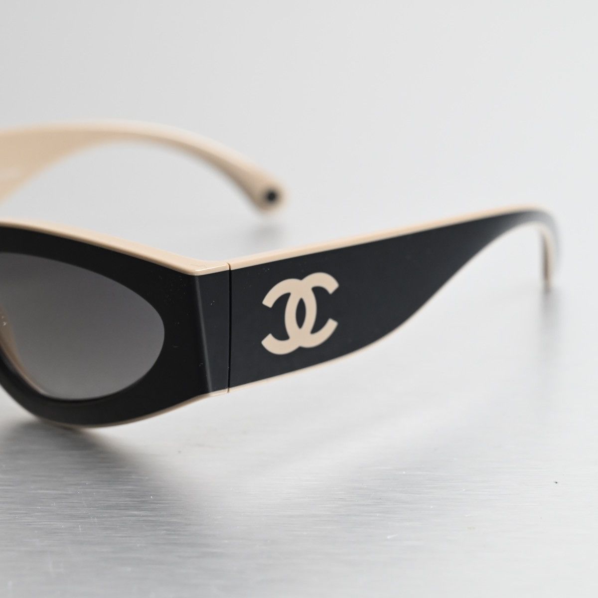 Chanel CHANEL 0CH6056 SUNGLASSES Size ONE SIZE - 3 Thumbnail