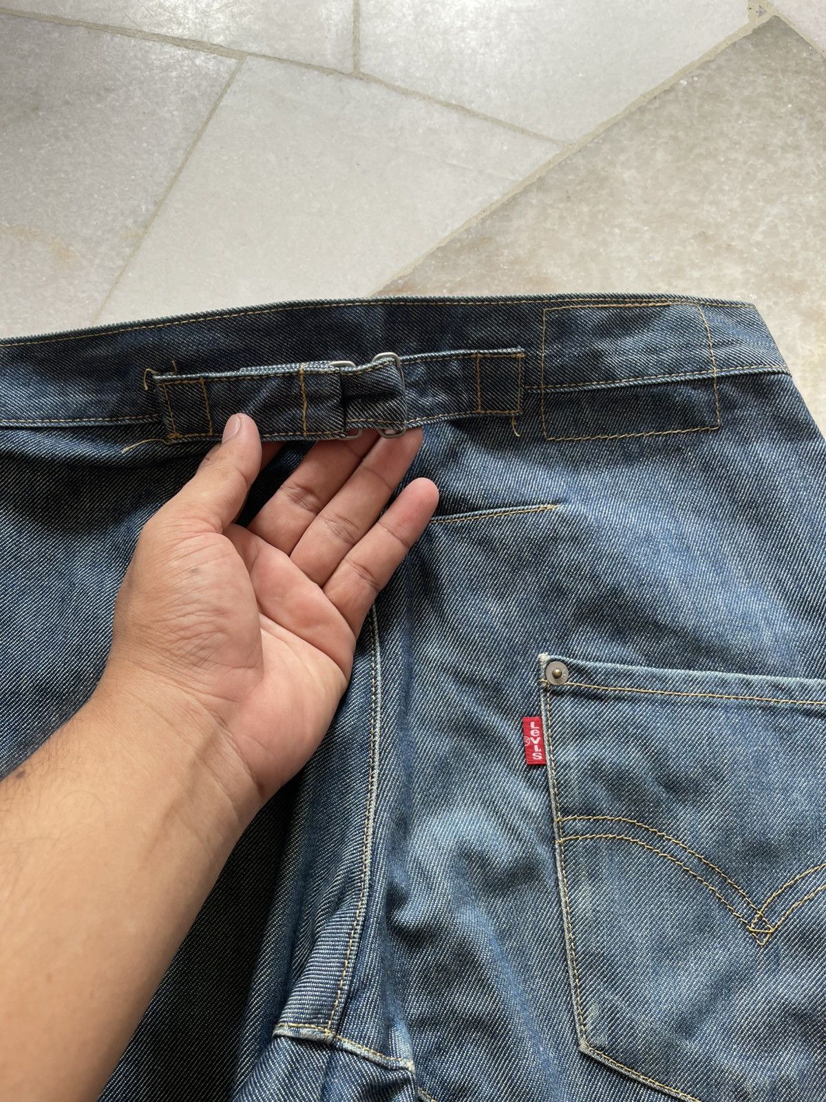 Levi's Vintage Levis Engineered Buckle Back Jeans Size US 30 / EU 46 - 11 Thumbnail