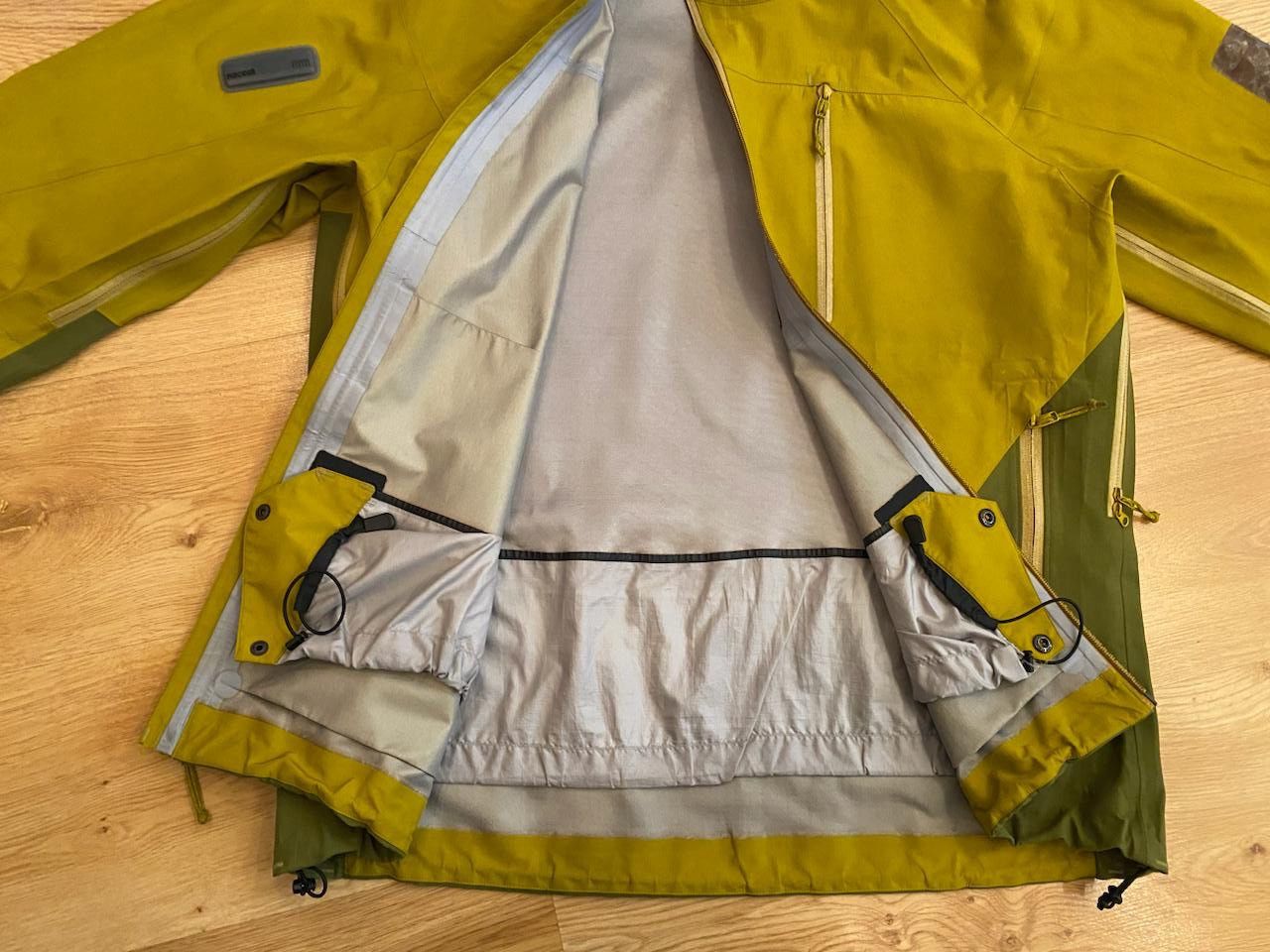 Arc'teryx Arcteryx Alpha SV Gore-Tex Jacket Vintage Technical Outdoor Size US L / EU 52-54 / 3 - 20 Thumbnail