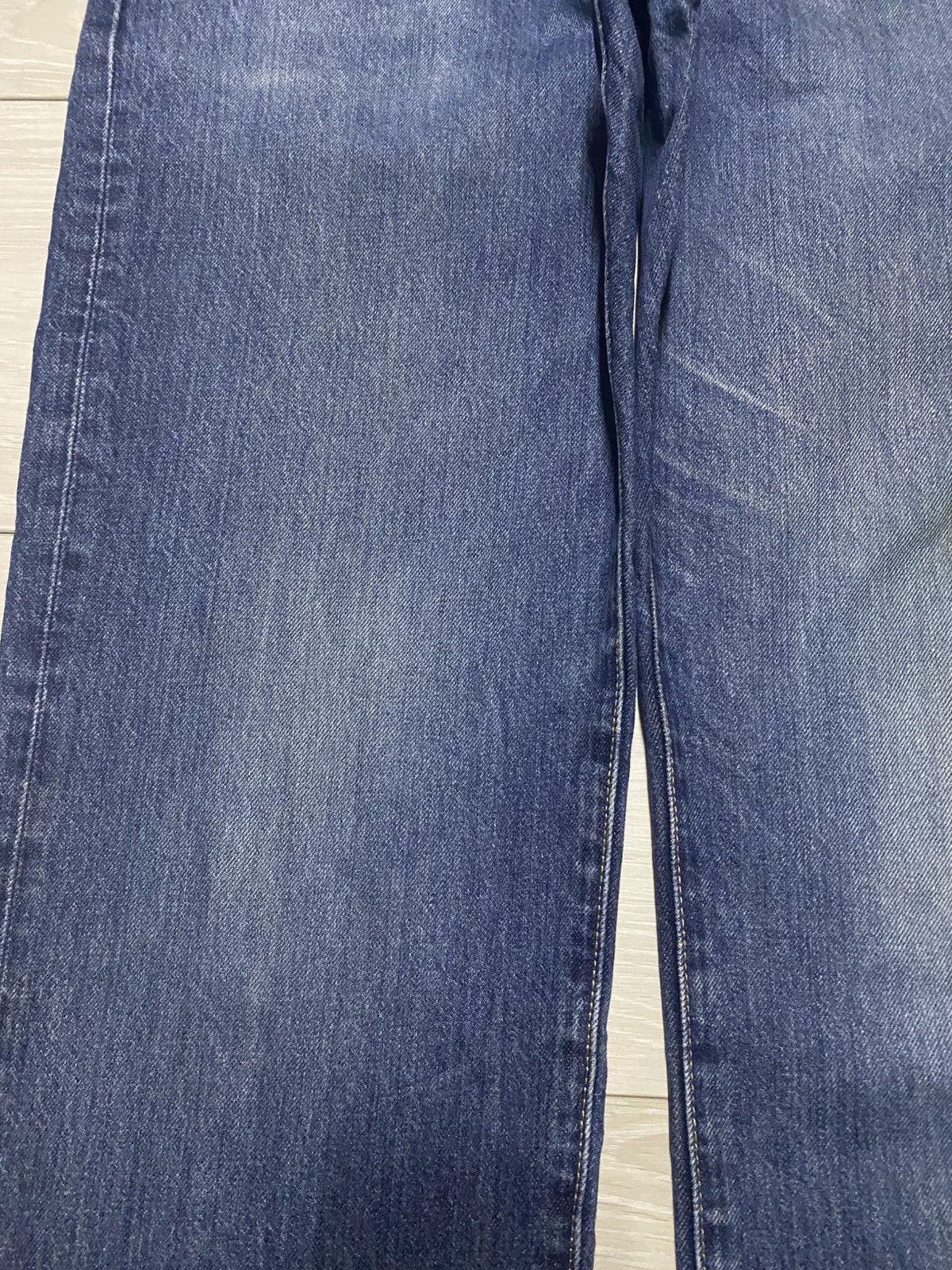 Uniqlo Vintage Japanese Brand Uniqlo Blue Wash Distressed Slim Jean Size US 33 - 8 Thumbnail