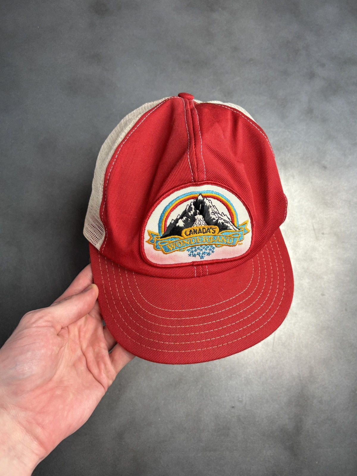 Vintage Vintage Trucker Hat Canadas Wonderland 1970s 1980s Mesh 80s Size ONE SIZE - 15 Thumbnail