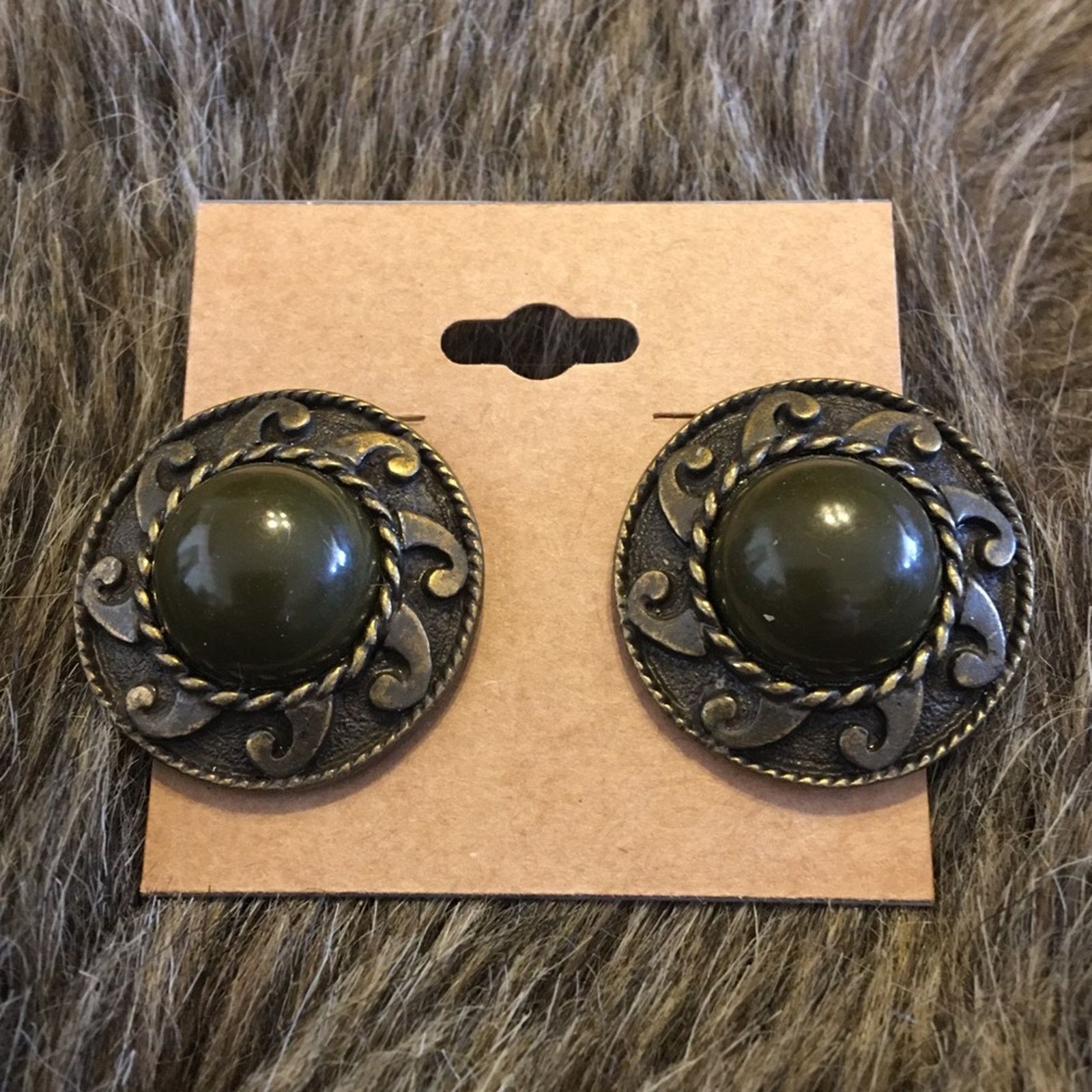 Jewelry Old world brass sun medallion cabochon earrings Size ONE SIZE - 2 Thumbnail