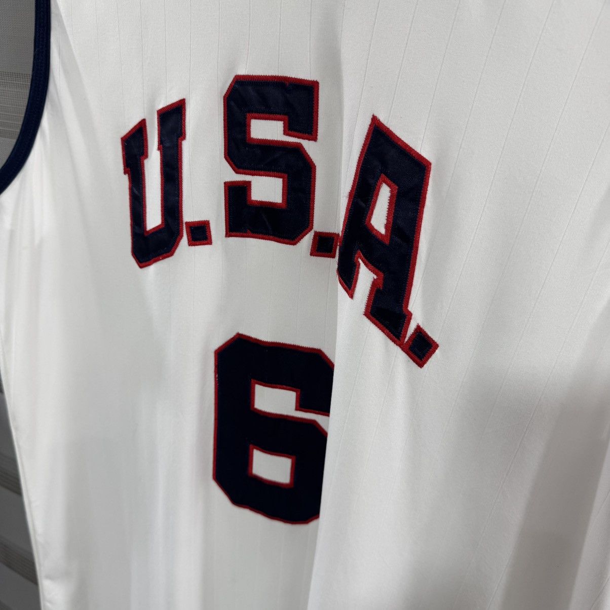 Nike LeBron James #6 Team USA 2007 Olympics Nike Authentic Jersey Size US XL / EU 56 / 4 - 10 Thumbnail