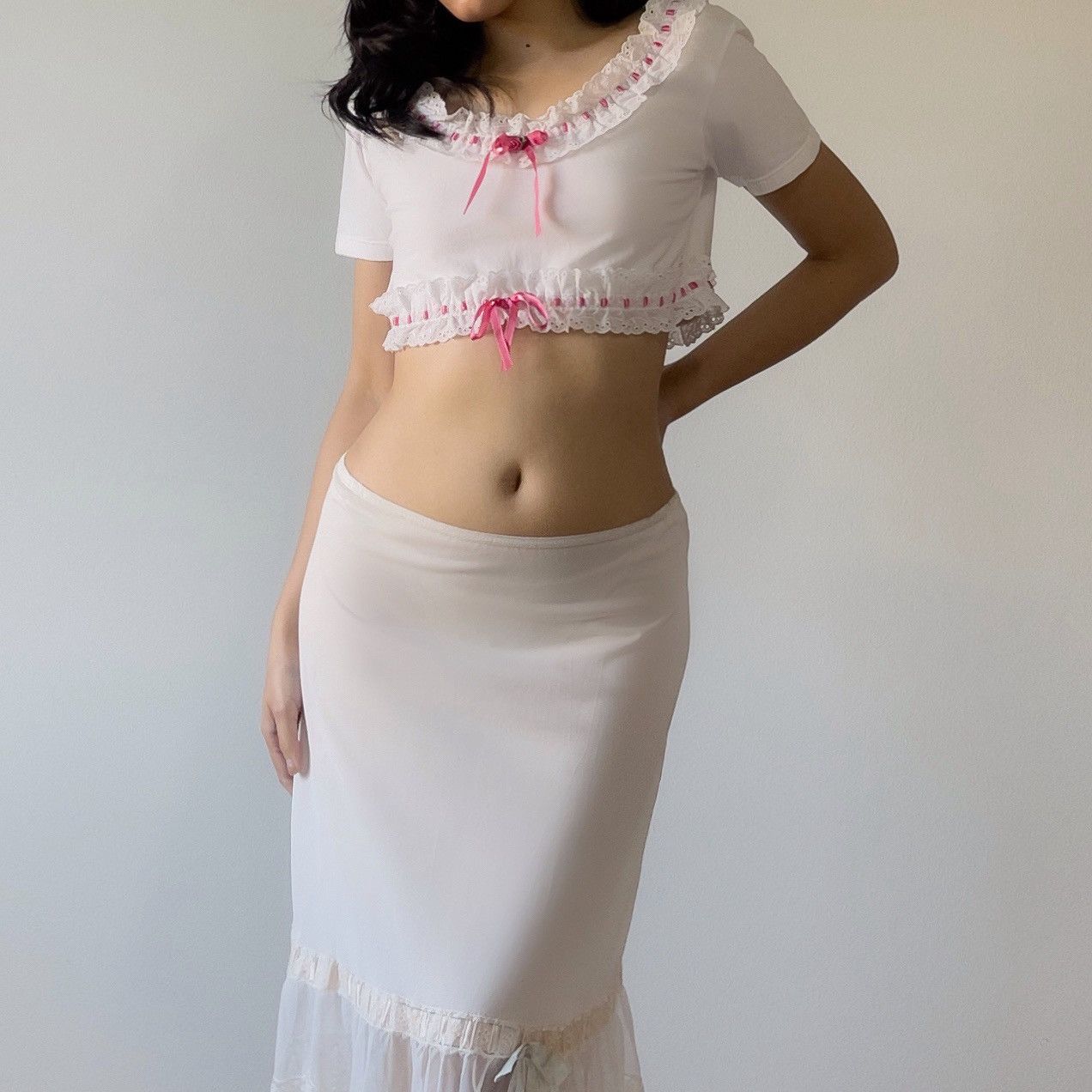 Victoria's Secret Victoria’s Secret 1990s White Eyelet Lace Crop Top (S–L) Size L / US 10 / IT 46 - 1 Thumbnail