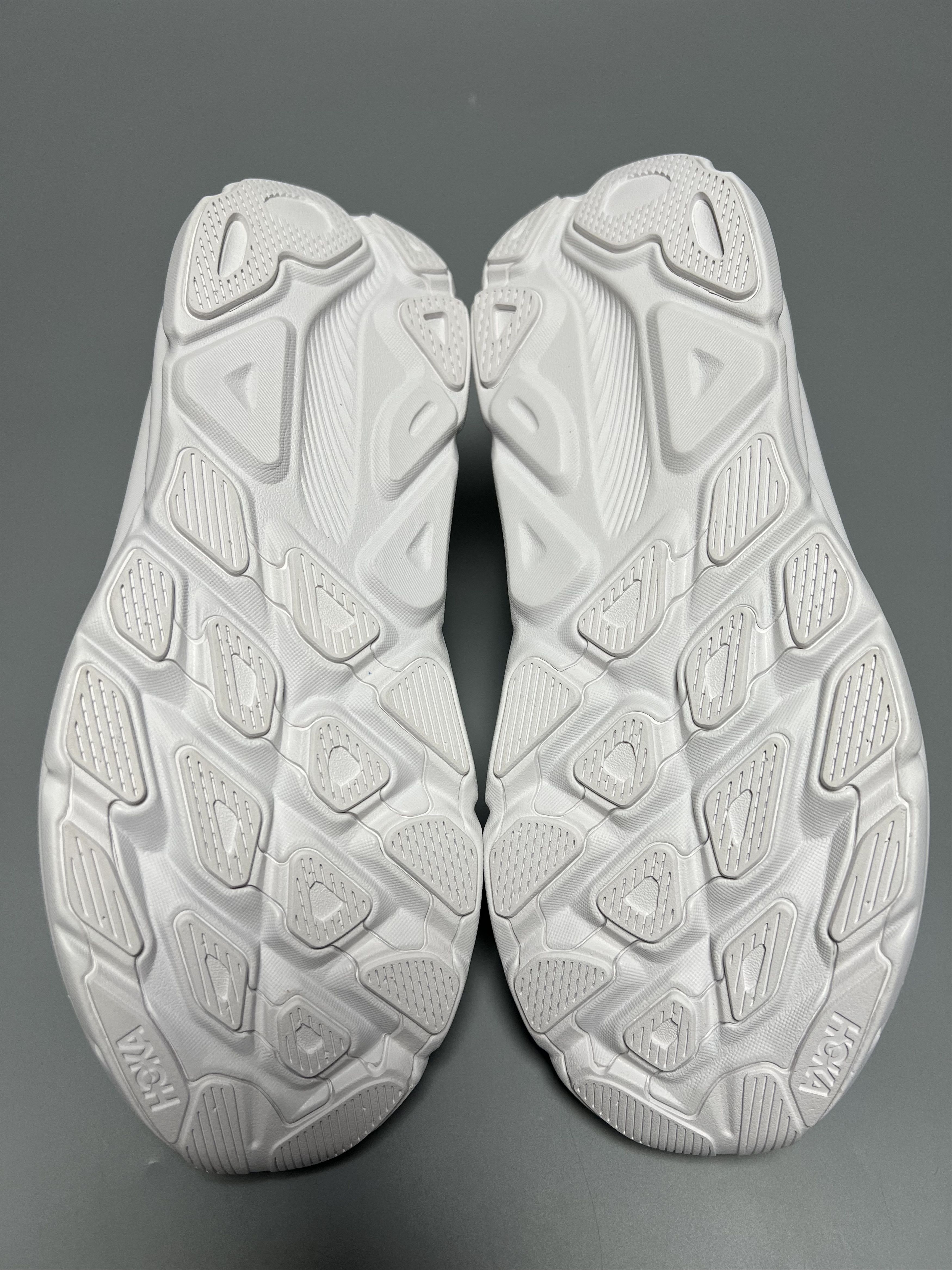 Hoka 9.5D Hoka One One Clifton 9 Men's Running Shoes Walking Gym Size US 9.5 / EU 42-43 - 6 Thumbnail