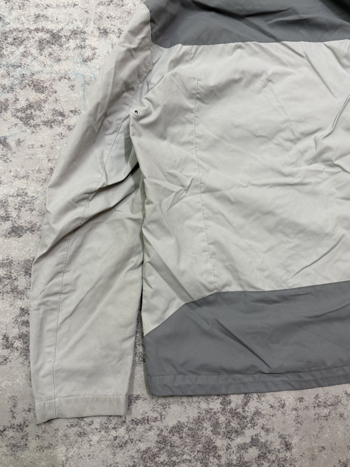 GU Gu grey/silver paneled double breasted outdoor jacket hoodie Size US S / EU 44-46 / 1 - 12 Thumbnail