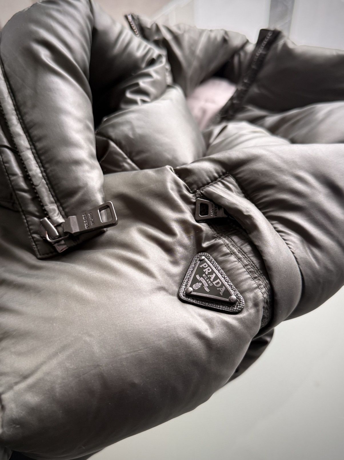 Prada Vintage Prada Down Jacket Dark Green Size M / US 6-8 / IT 42-44 - 12 Thumbnail