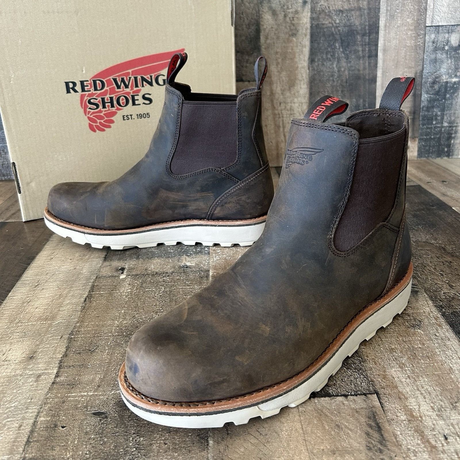 Red Wing Red Wing 1220 Chelsea Soft Toe Pull On Work Boots Mens 13 D Size US 13 / EU 46 - 12 Thumbnail