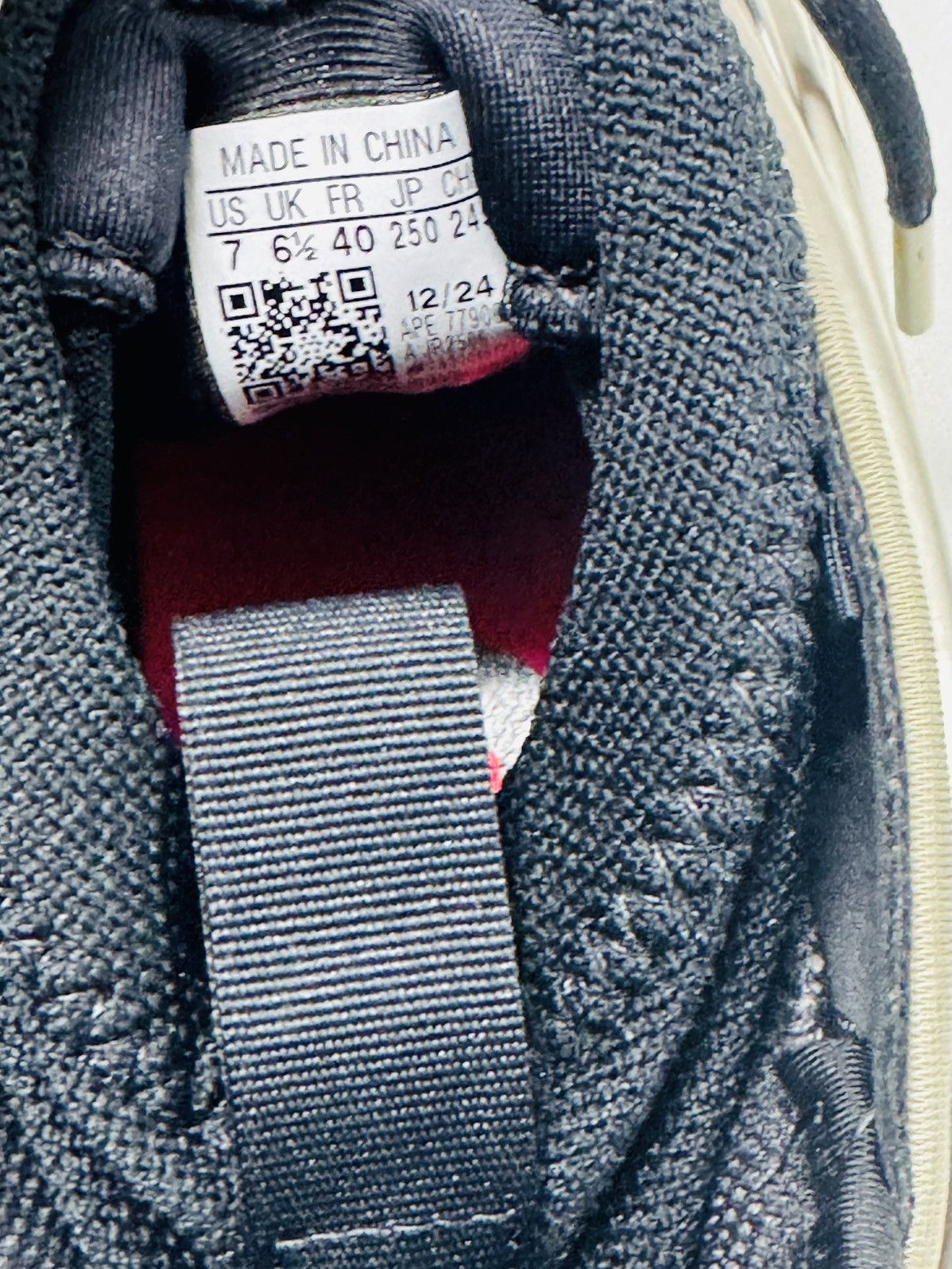 Adidas Adidas Harden Vol. 9 Crazy Fast Metallic Size US 7 / EU 40 - 7 Thumbnail