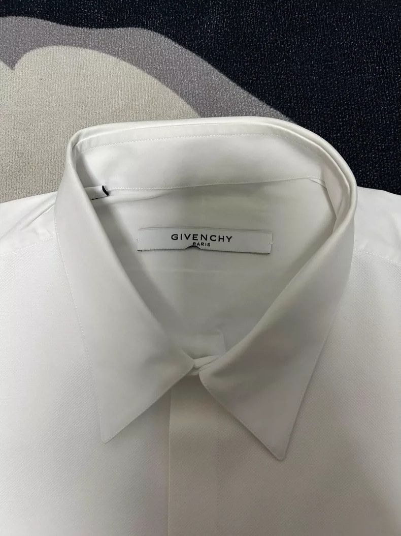 Givenchy Givenchy Shirt, classic business formal wear, slim-fit shi Size US L / EU 52-54 / 3 - 3 Thumbnail