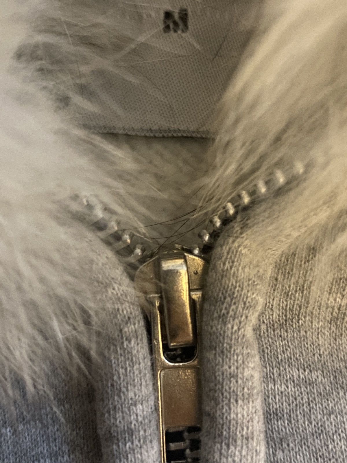 Other Grey fur hoodie Size US M / EU 48-50 / 2 - 2 Thumbnail