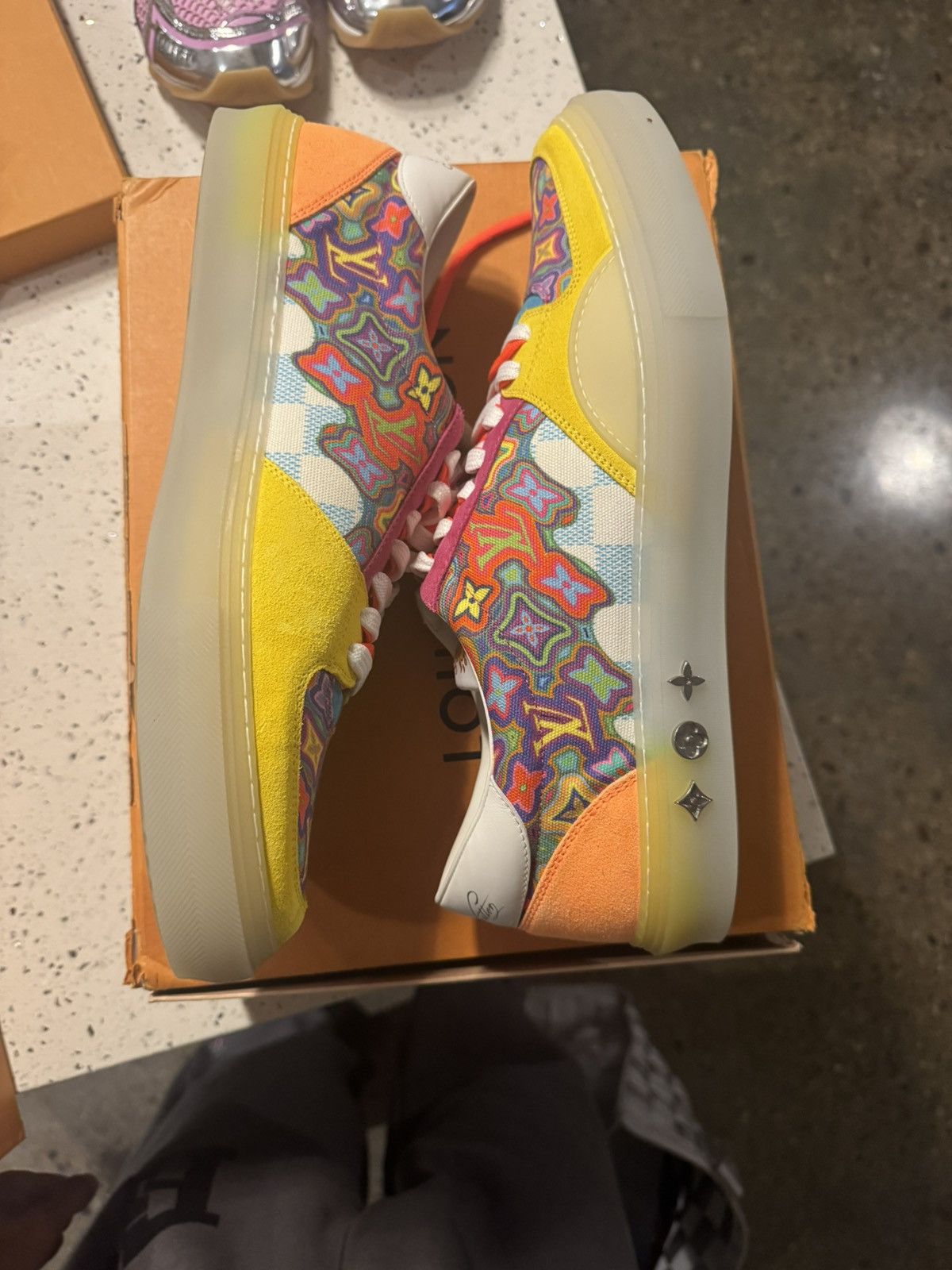 Louis Vuitton Louis Vuitton Ollie Psychedelic sneaker Size US 12 / EU 45 - 2 Thumbnail