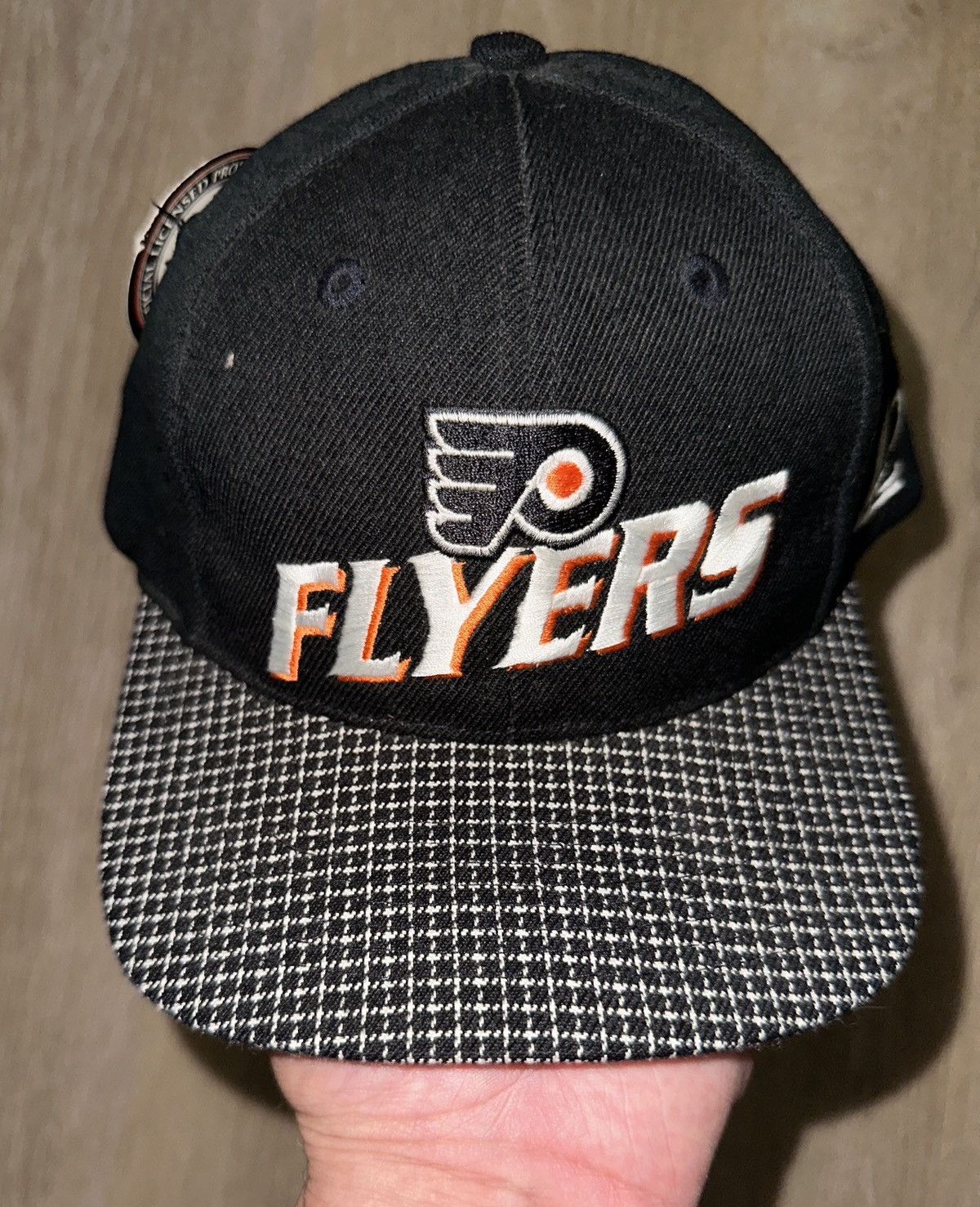 Logo Athletic Vintage Philadelphia Flyers Logo Athletic Strapback Hat Size ONE SIZE - 5 Thumbnail