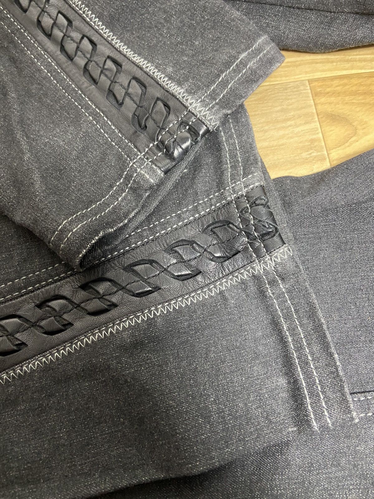 Dior 40 Christian Dior Leather trimmed denim pamts jeans Size US 30 / EU 46 - 6 Thumbnail