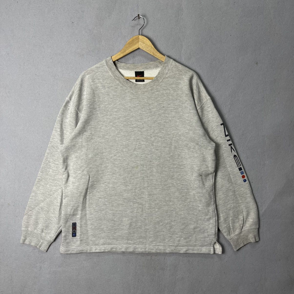 Nike Nike Vintage Minimal Logo Sweatshirt Size US XL / EU 56 / 4 - 1 Thumbnail