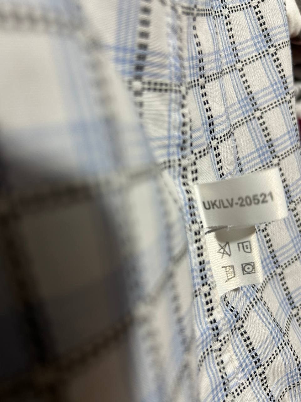 Yves Saint Laurent Vintage YSL Yves Saint Laurent White Classic Button Shirt Size US L / EU 52-54 / 3 - 8 Thumbnail