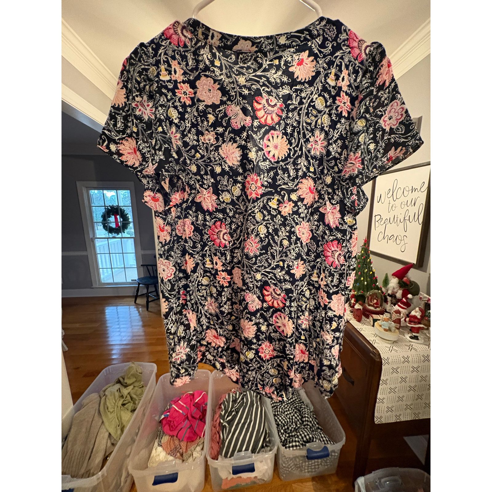 Loft LOFT Women’s XS Navy Floral V-Neck Blouse Short Sleeve Size XS / US 0-2 / IT 36-38 - 4 Thumbnail