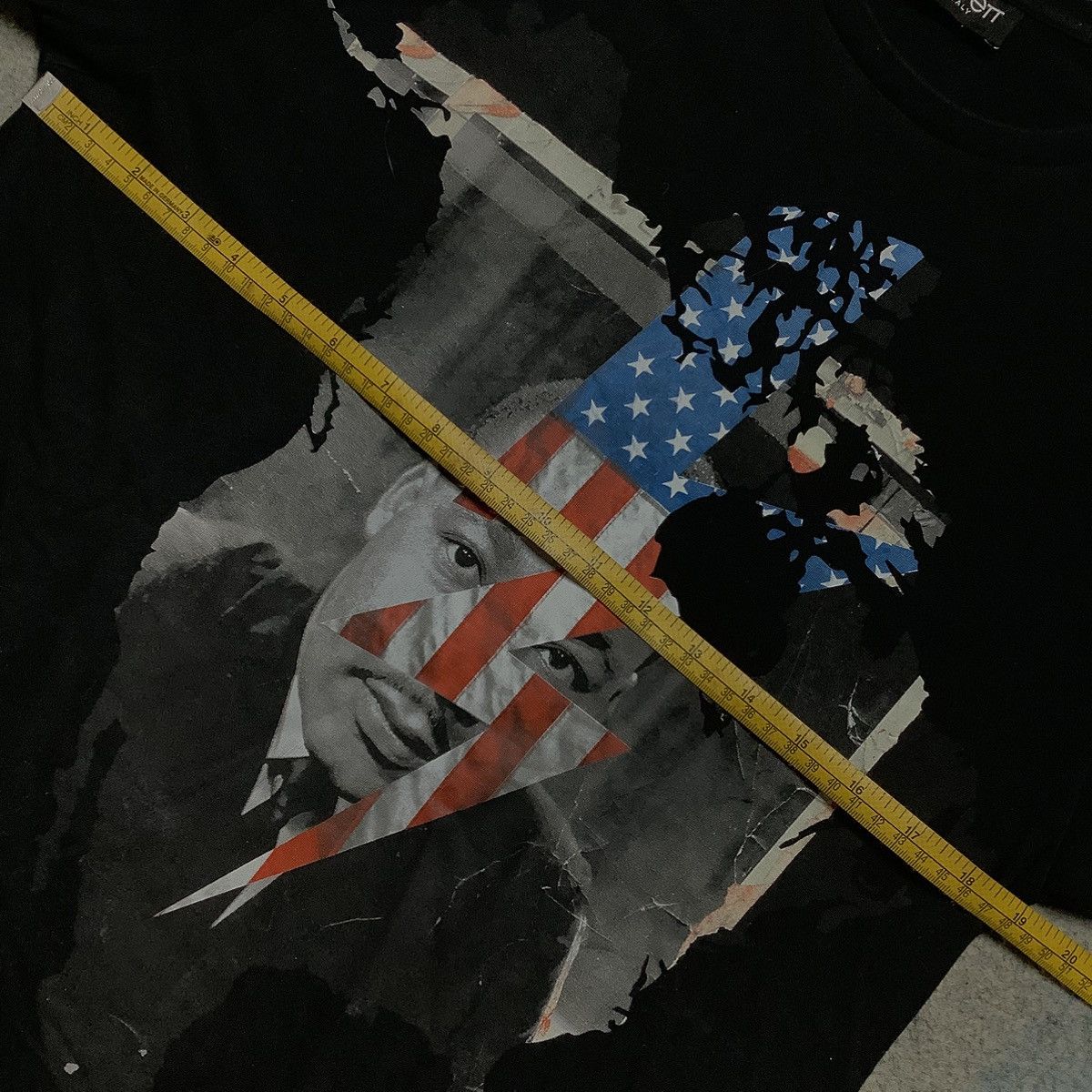 Neil Barrett Neil Barrett Martin Luther Thunderbolt USA Size US M / EU 48-50 / 2 - 12 Thumbnail