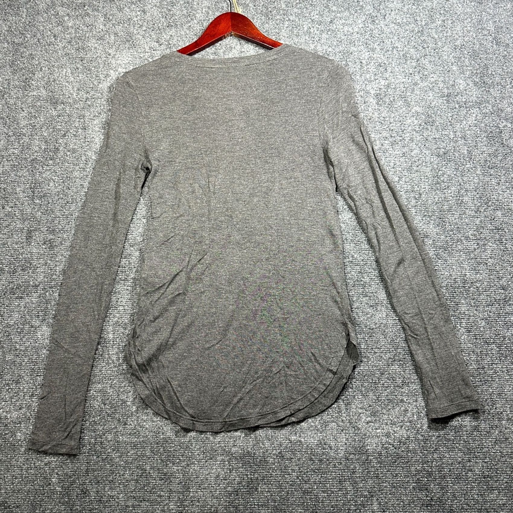 Banana Republic Banana Republic Womens Small Gray Cotton Stretch Long Sleeve Tee Curved Hem Size S / US 4 / IT 40 - 7 Thumbnail