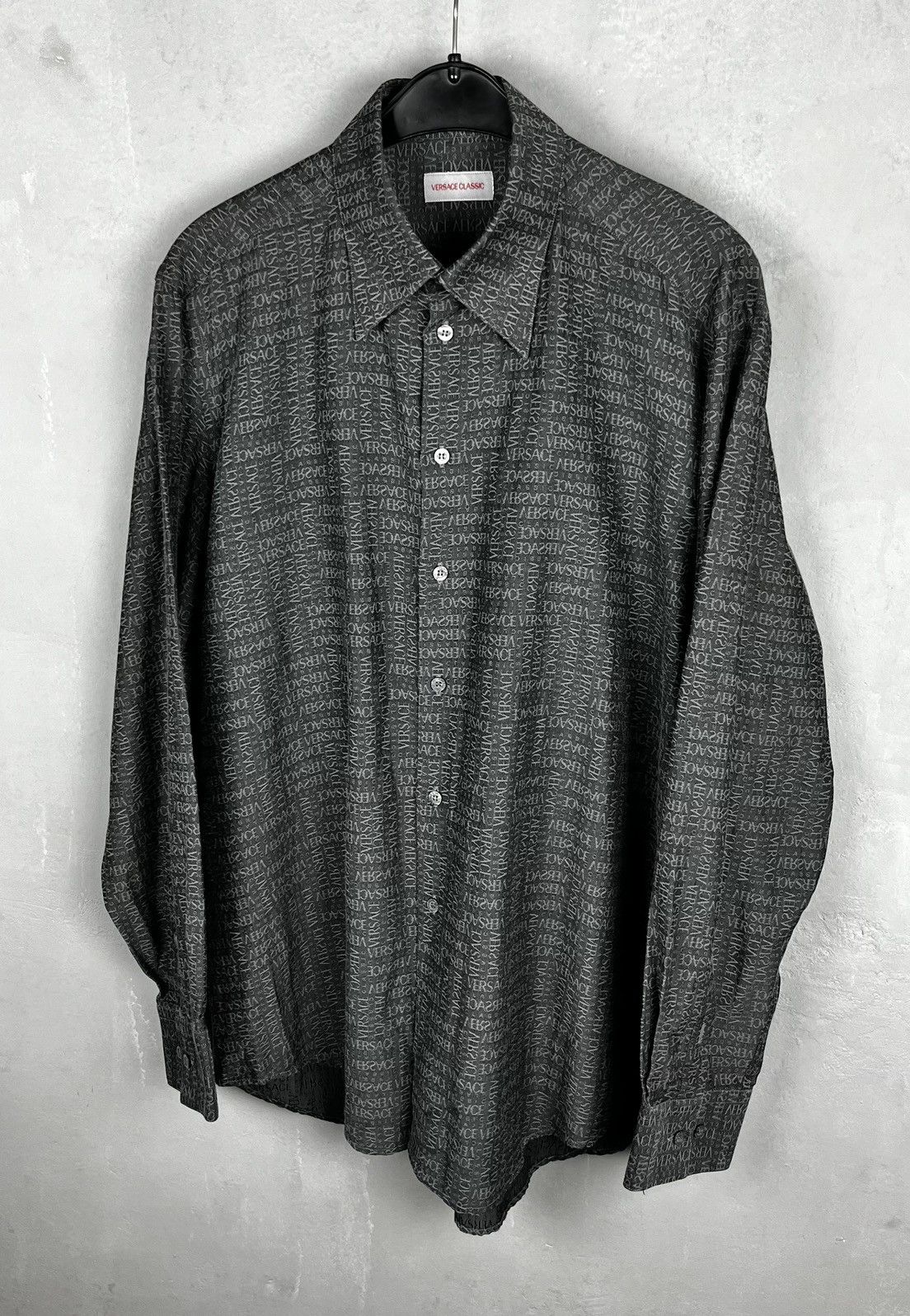 Versace × Versace Jeans Couture × Versus Versace Versace shirt vintage 90s Size US L / EU 52-54 / 3 - 1 Thumbnail