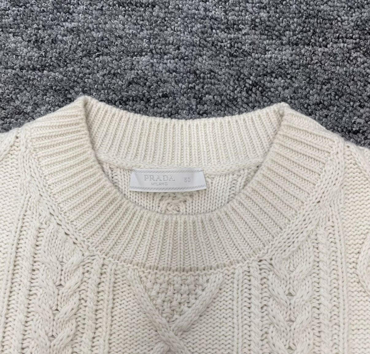 Prada Prada Thick Pattern Crew Neck Long Sleeve Sweater K12 Size US M / EU 48-50 / 2 - 3 Thumbnail