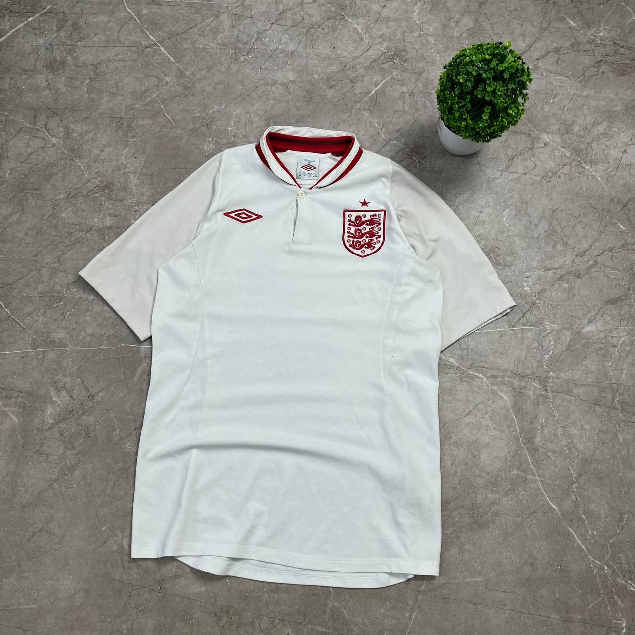 Umbro Umbro England National Team 2012 Home Football Shirt Soccer Size US S / EU 44-46 / 1 - 7 Thumbnail