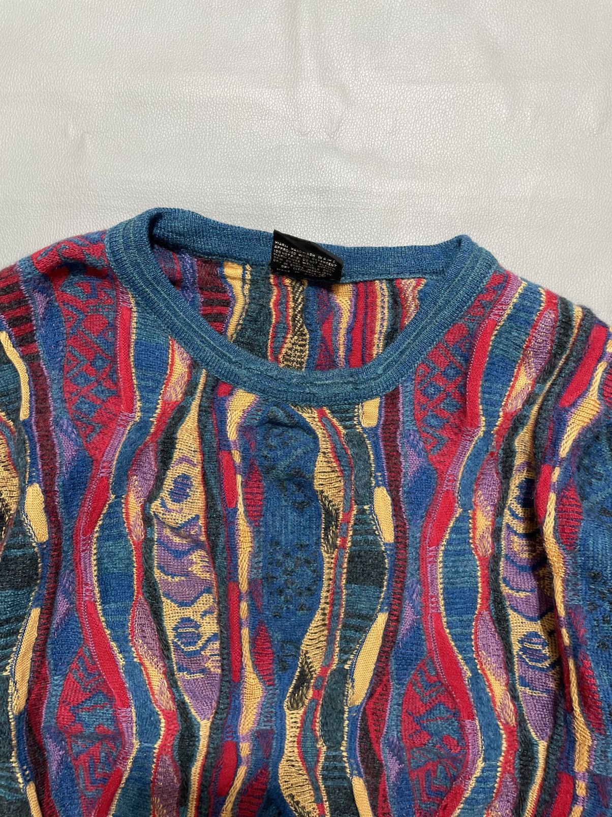 Coogi Coogi Style 3D Knitt Australia Emaroo Sweater distress Size US XS / EU 42 / 0 - 3 Thumbnail