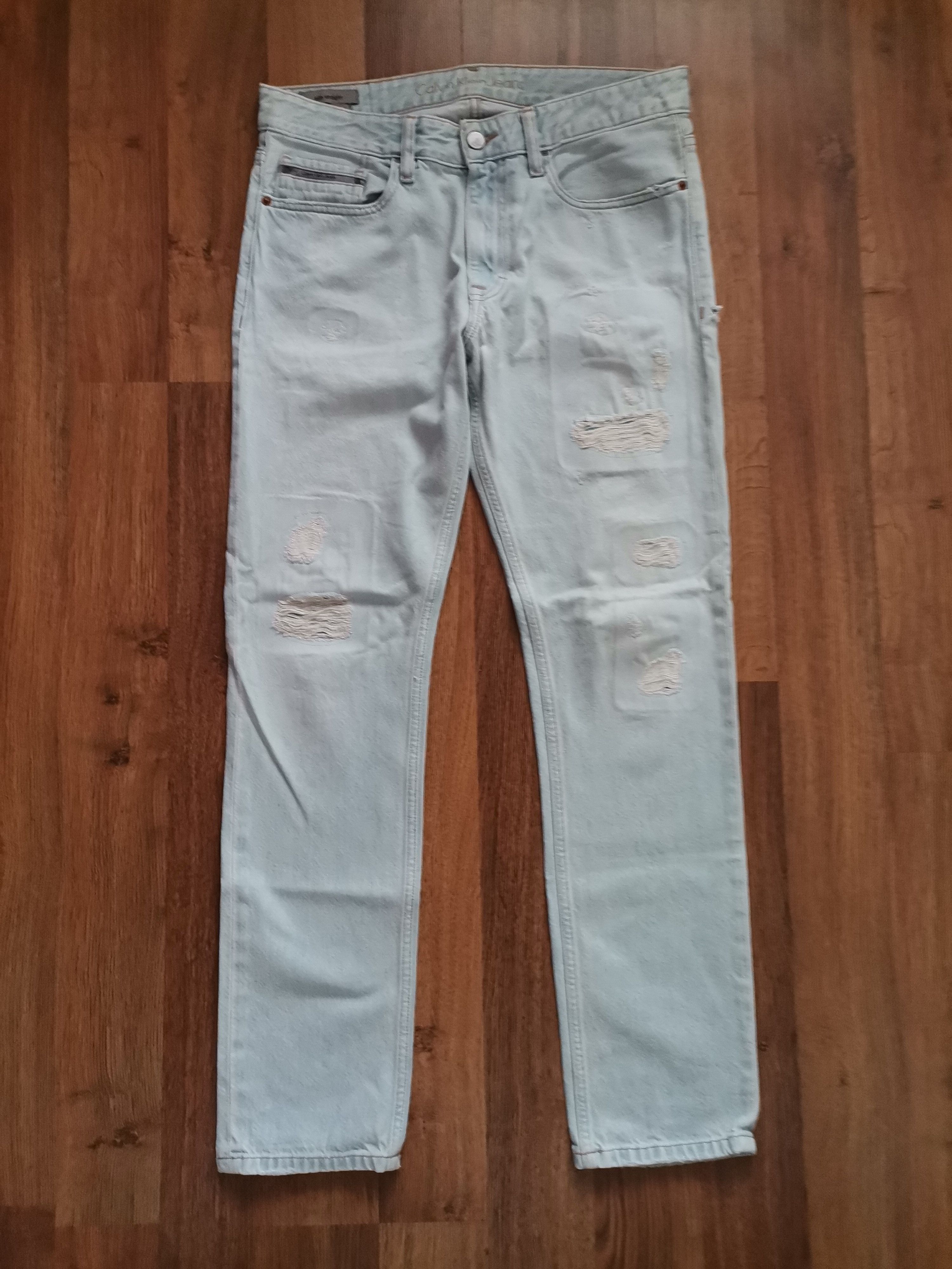 Calvin Klein Calvin Klein Jeans Distressed Jeans Size US 31 - 1 Thumbnail