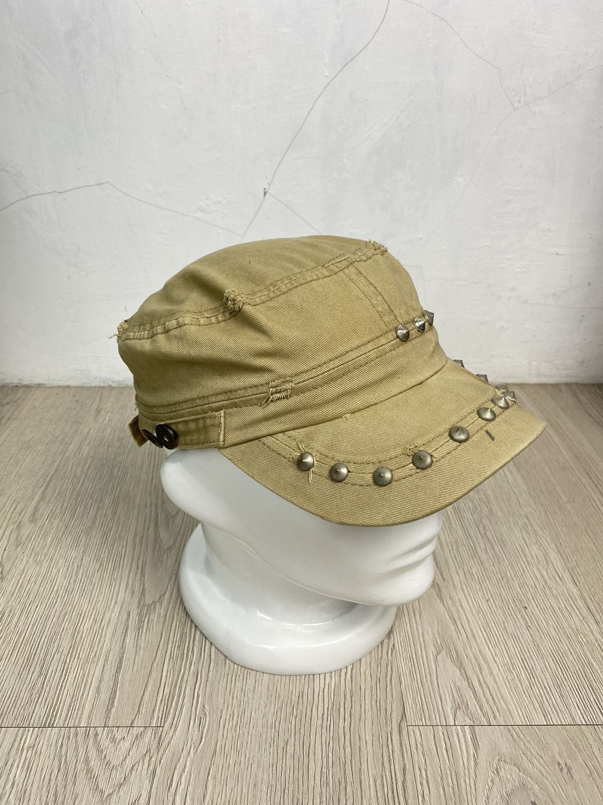 Japanese Brand × KMRii × Le Grande Bleu (L.G.B.) 2000s Studed distressed patrol cap Size ONE SIZE - 3 Thumbnail
