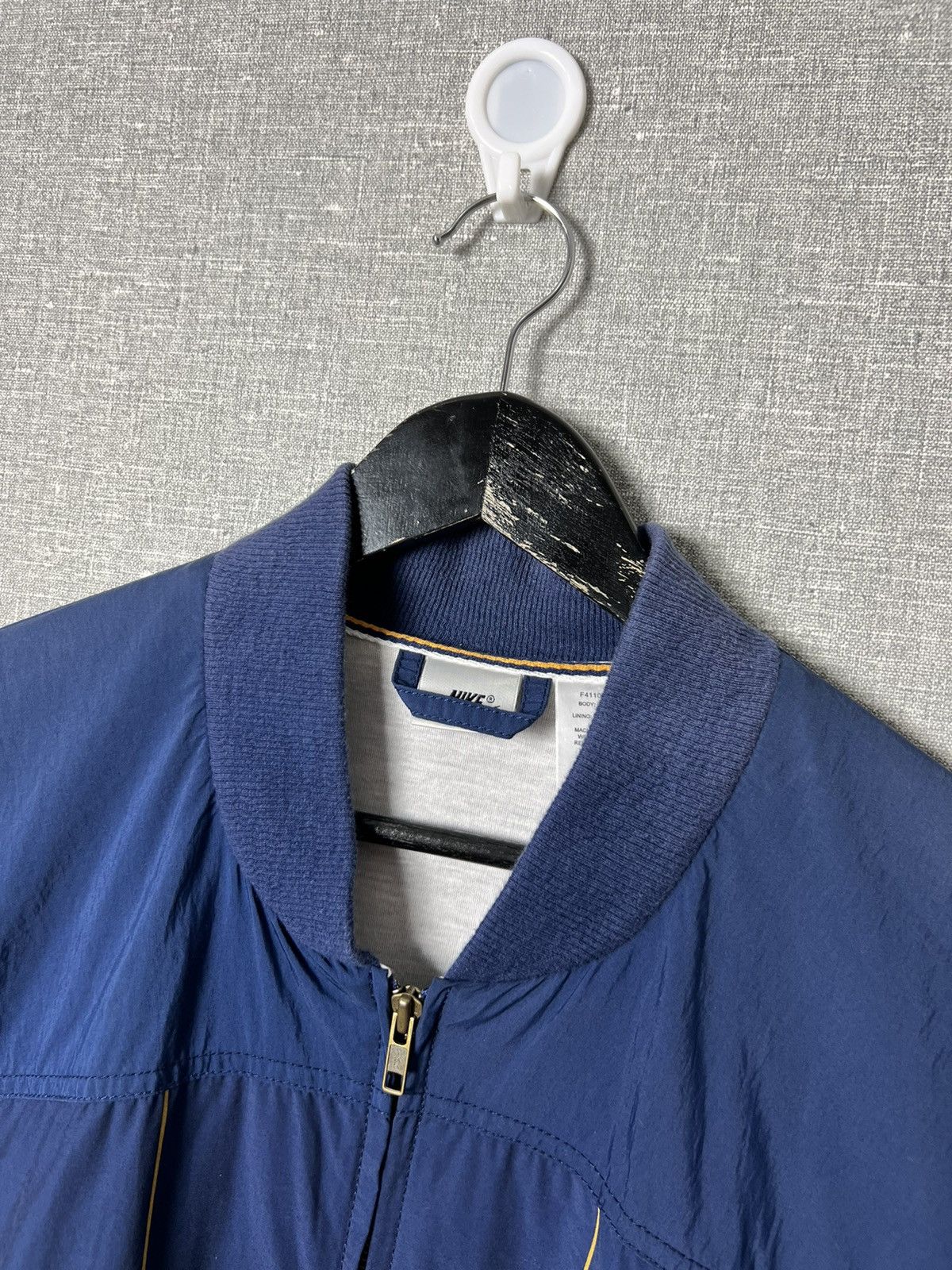 Nike Rare Vintage Nike Supreme Court SC Big Logo Bomber Jacket Size US L / EU 52-54 / 3 - 12 Thumbnail