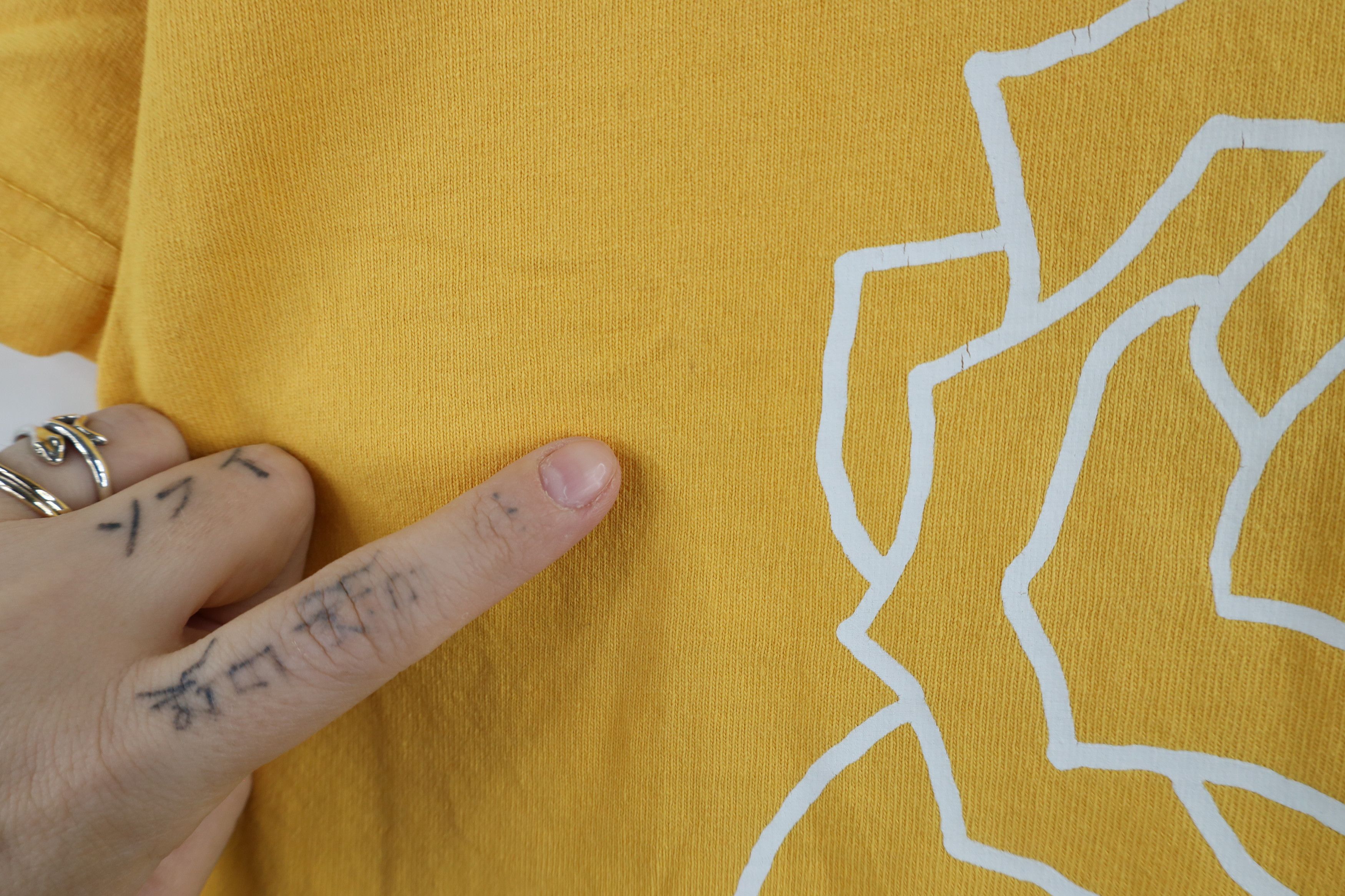 Obey × Vintage Vintage Obey Propaganda SpelL Out Flower Rose T-Shirt Yellow Size XS / US 0-2 / IT 36-38 - 8 Thumbnail