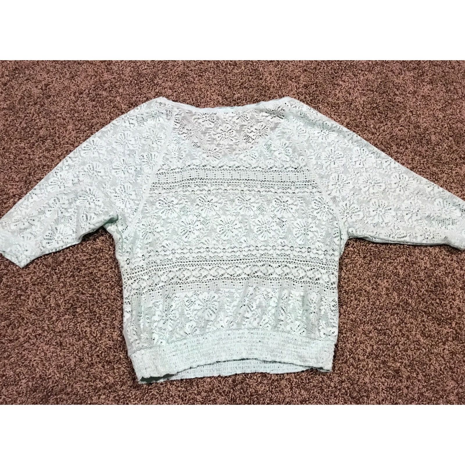 Abercrombie & Fitch Abercrombie & Fitch Womens M Lace 3/4 Sleeve Shirt Polyester Blend Green 25” Length Mens Women Size M / US 6-8 / IT 42-44 - 3 Thumbnail