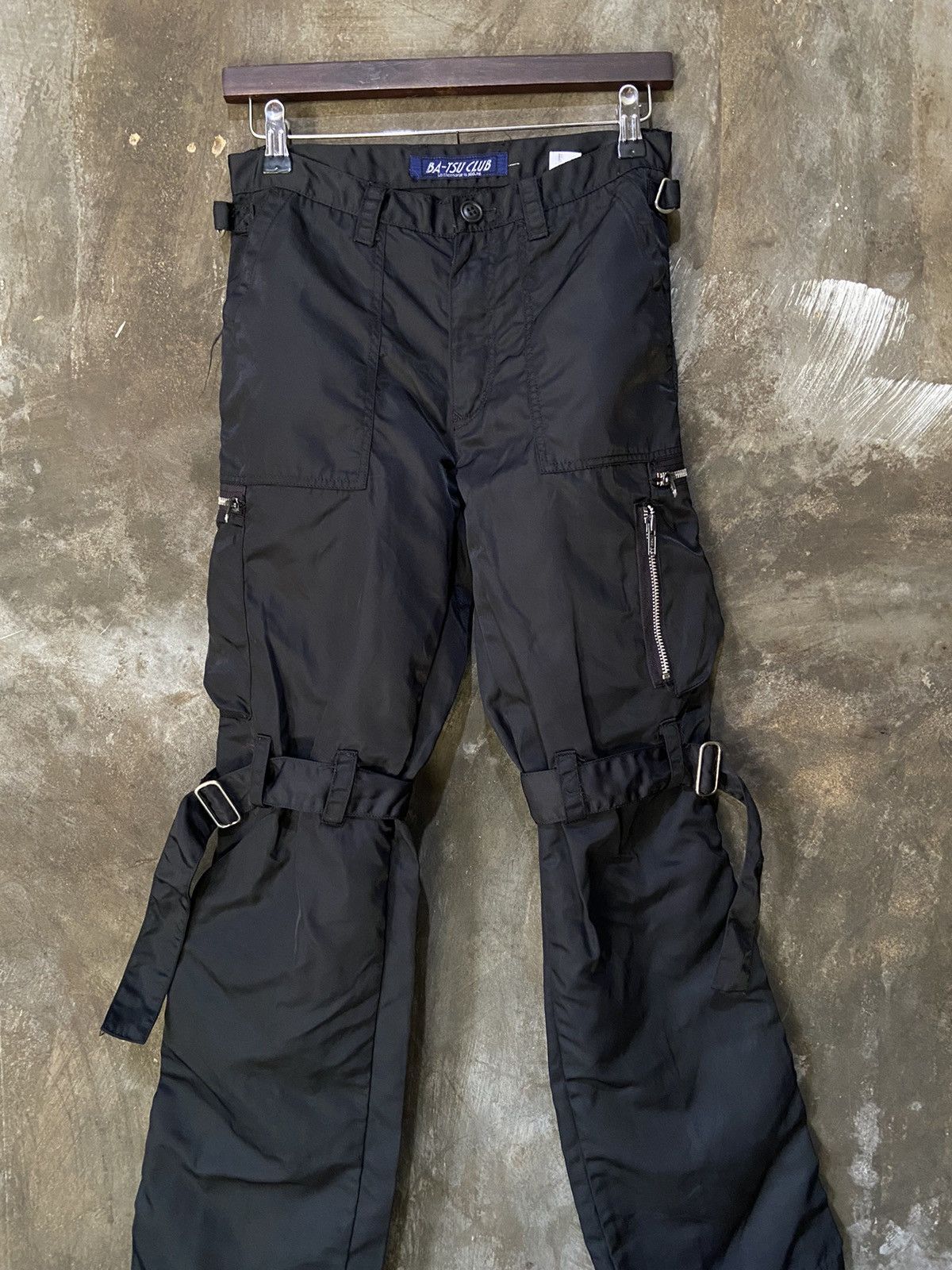 Japanese Brand × Le Grande Bleu (L.G.B.) × Seditionaries Japanese-Batsu Nylon Bondage Pants Size US 30 / EU 46 - 5 Thumbnail
